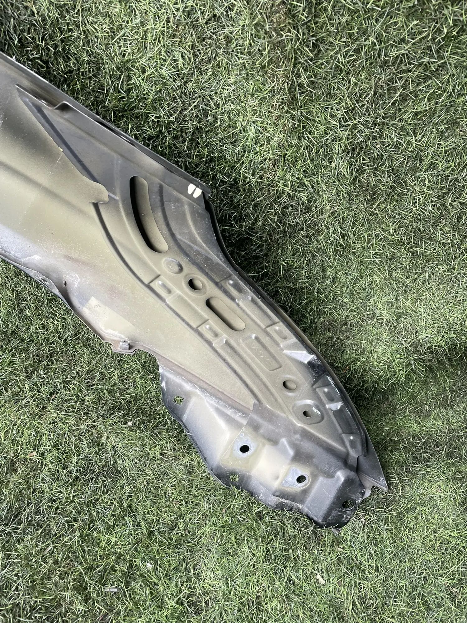 https://ycs.partsauto.market/partsauto-images/thmbs/userImages/772e461030aea93f4dbb6447c0f924d3/part/f0416d80-2e19-44a0-ab43-0175de874aa6_1776149083770.jpg