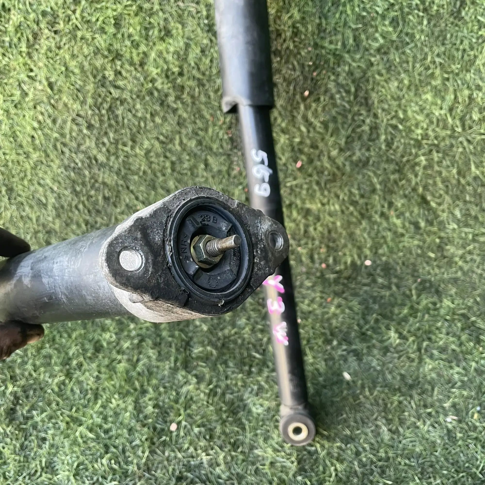 https://ycs.partsauto.market/partsauto-images/thmbs/userImages/772e461030aea93f4dbb6447c0f924d3/part/f06d8192-4fc3-412a-9ae7-64b75d683142_1776842845573.jpg
