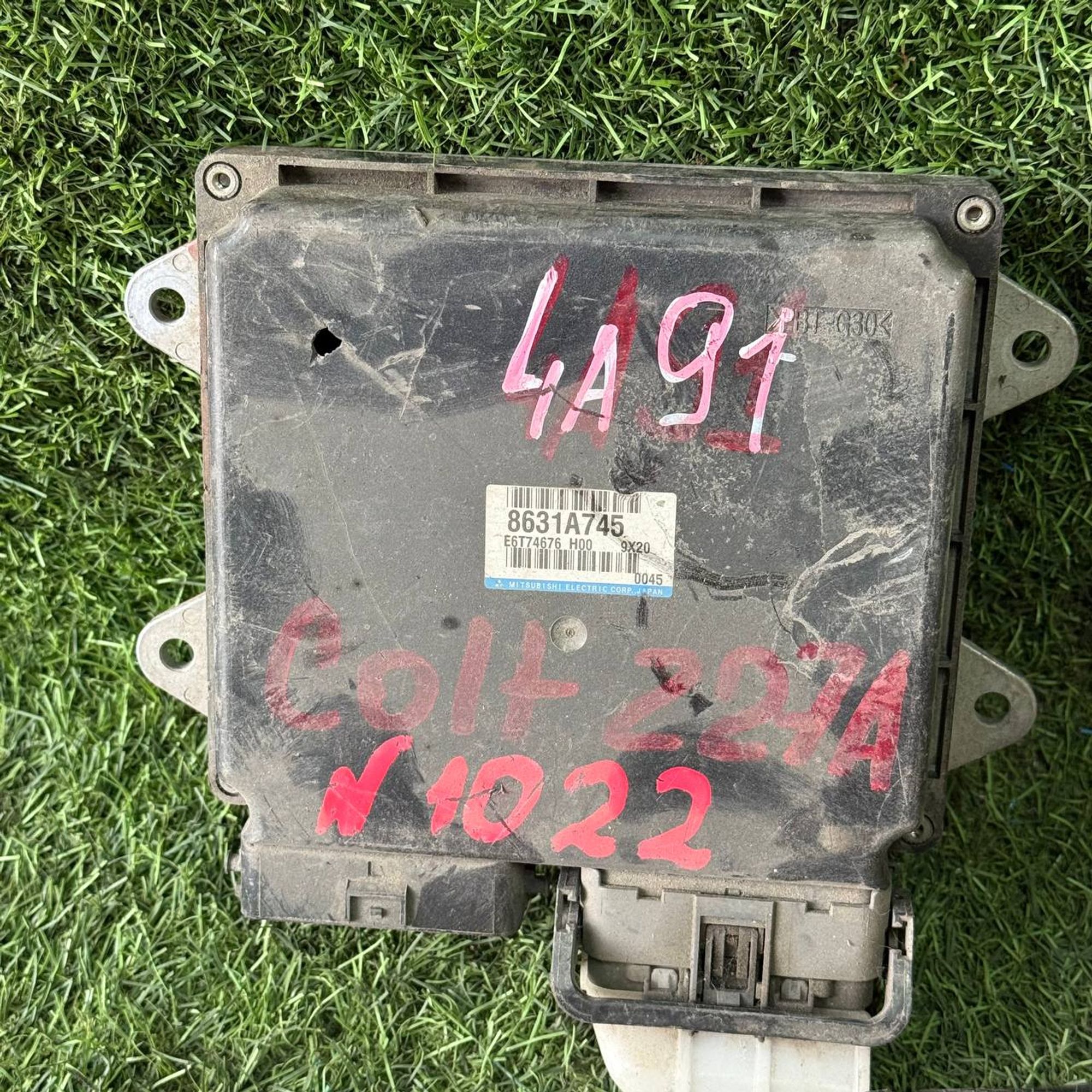 1022 Блок управления двигателем MITSUBISHI Z27A 4A90, 1 рублей, Невинномысск