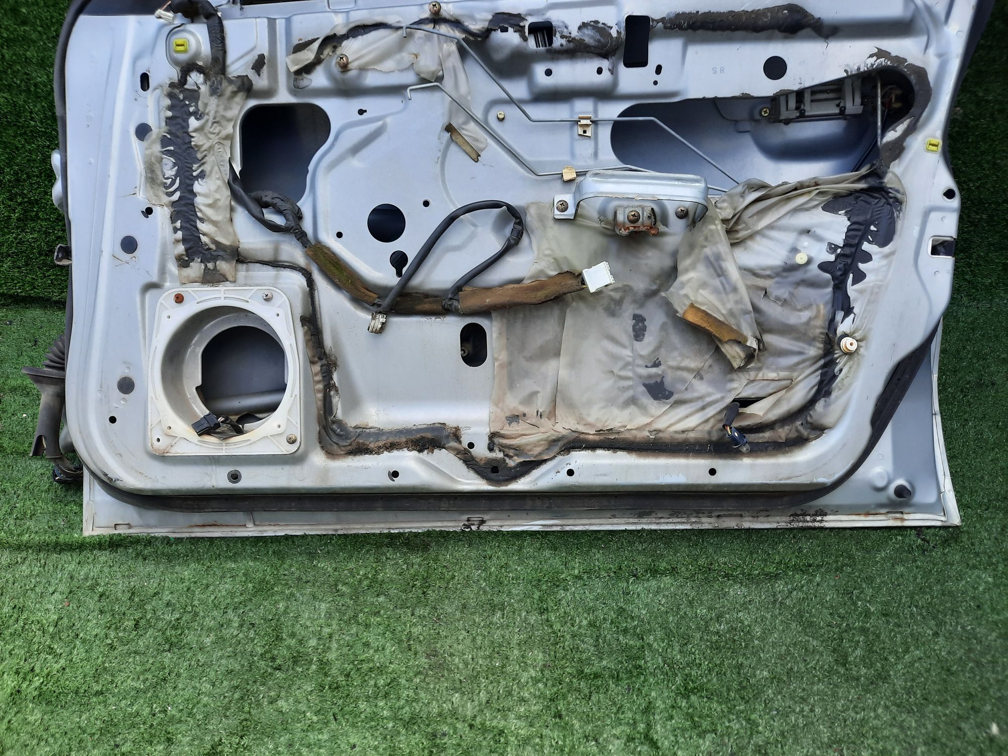 1209 дверь на MITSUBISHI GALANT EC1W, 9500 рублей, Невинномысск