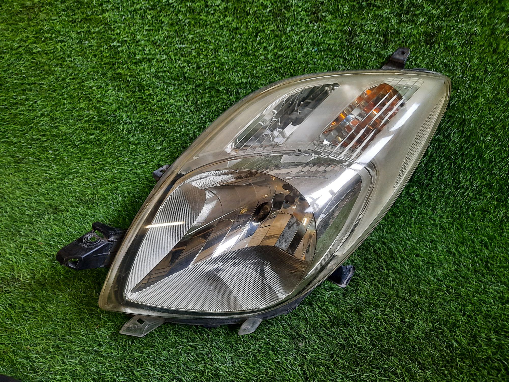 1177 фара левая TOYOTA VITZ KCP90, 4500 рублей, Невинномысск