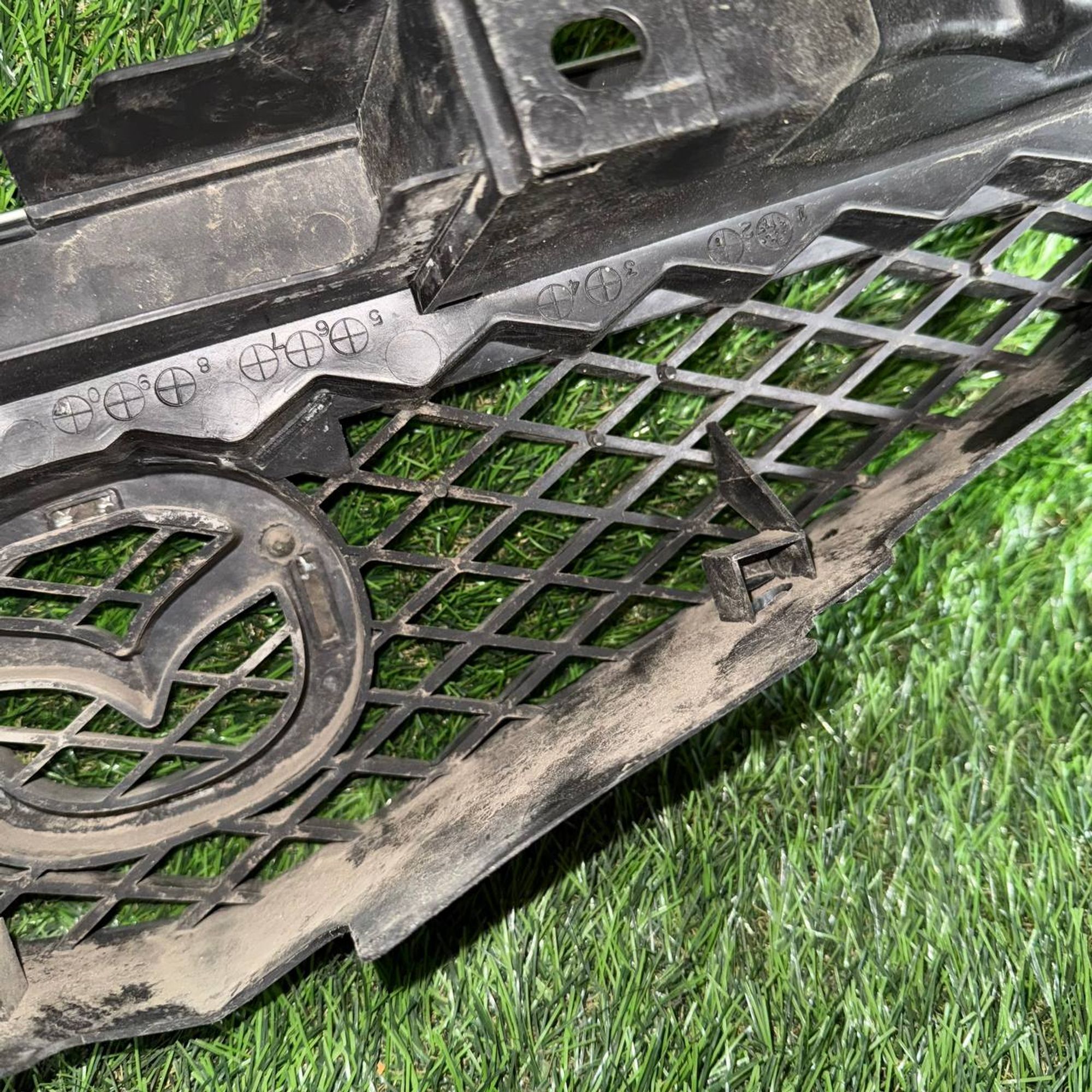 406 Решетка радиатора MAZDA PREMACY CP8W, 2500 рублей, Невинномысск