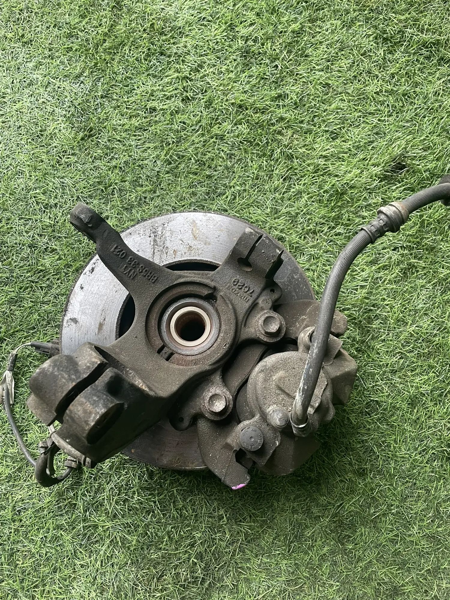 1367 Ступица передняя правая Mazda Axela BK5P ZY 2006, 14500 рублей, Невинномысск