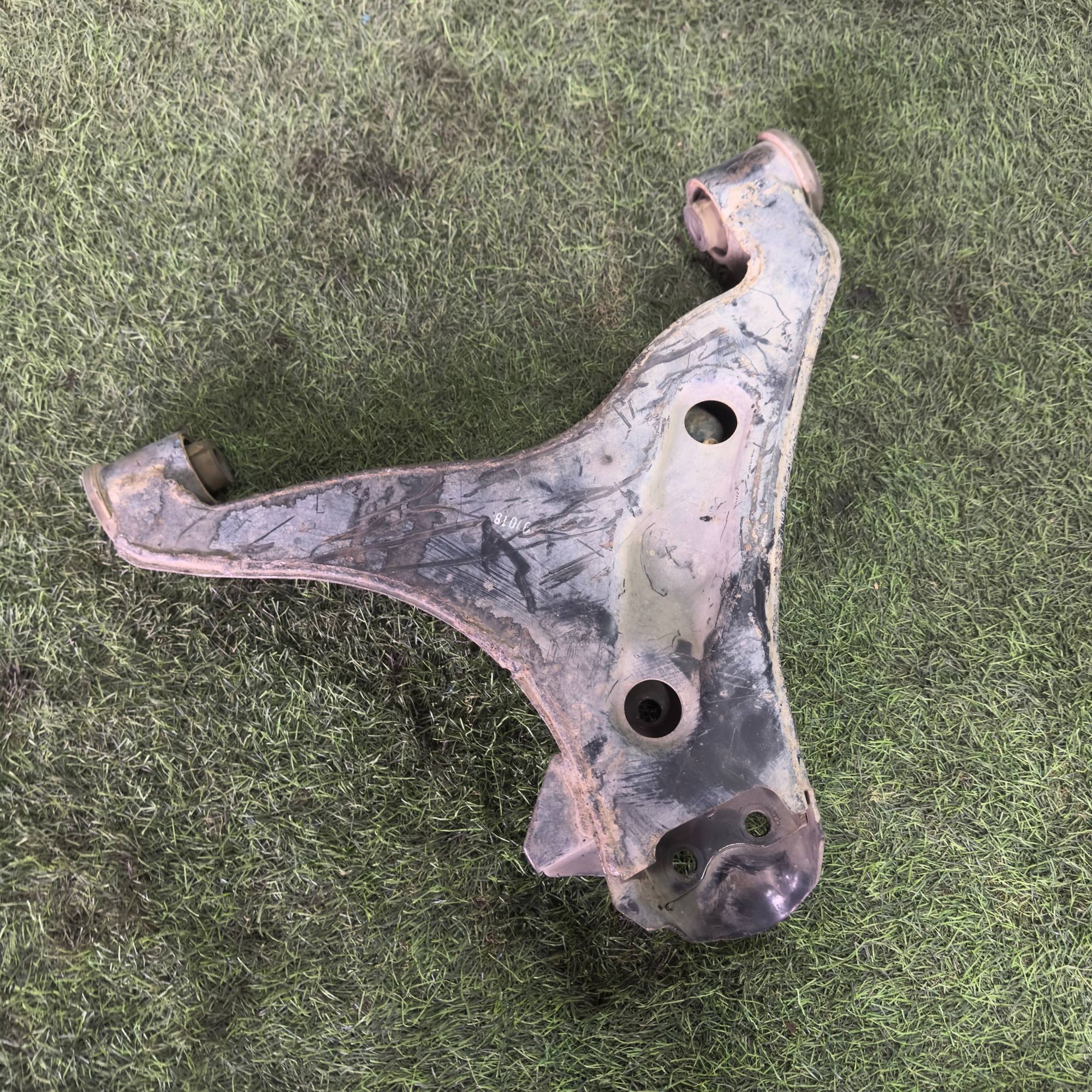 148 Рычаг передний левый нижний MITSUBISHI PAJERO V75W, 1 рублей, Невинномысск