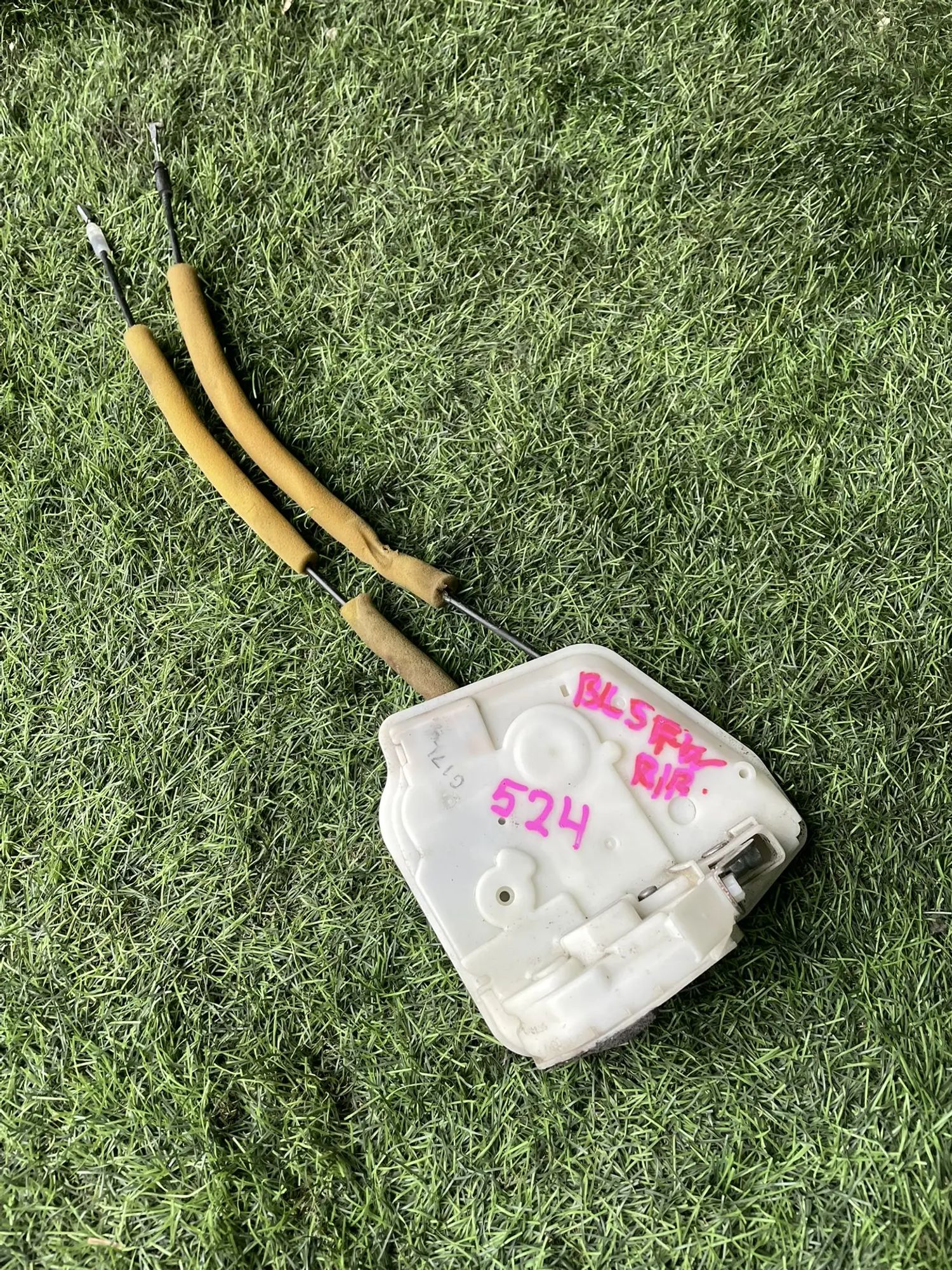 524 Замок двери правой задней MAZDA AXELA BL5FW, 3000 рублей, Невинномысск