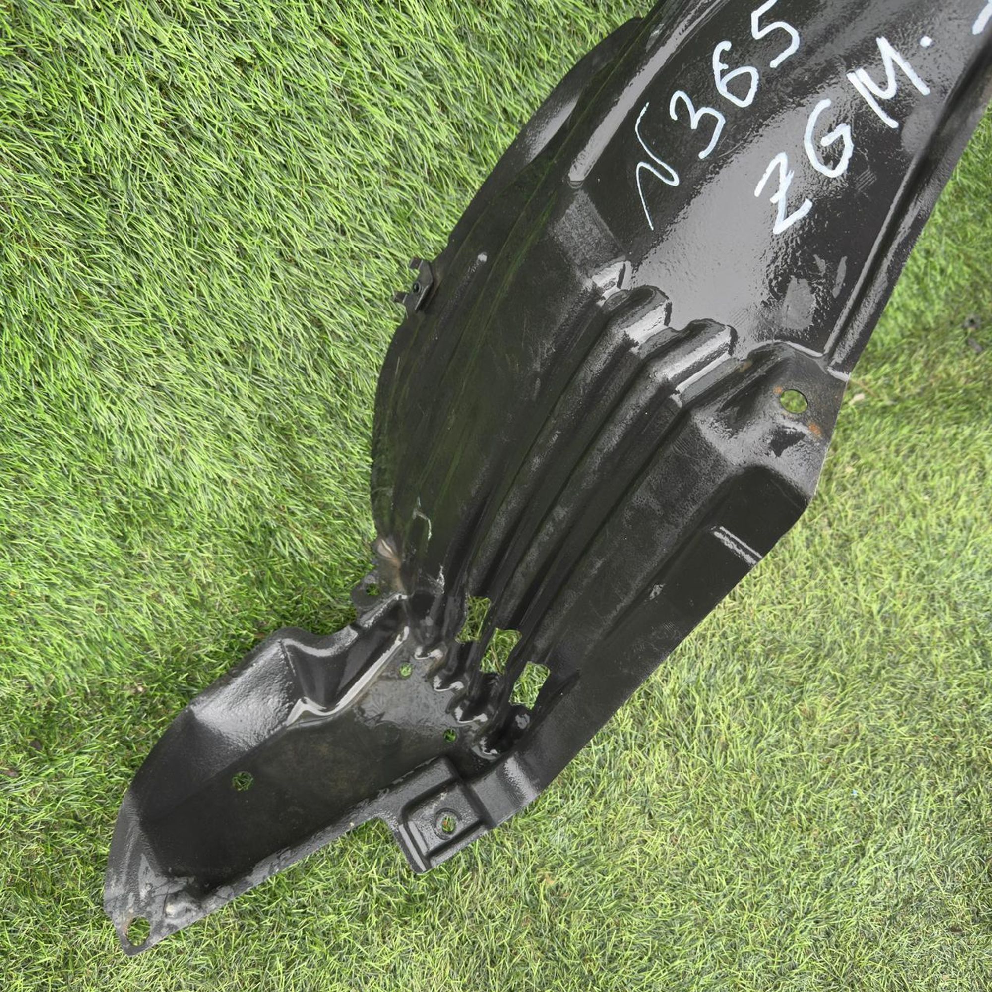 365 Подкрылок передний правый TOYOTA ISIS ZGM10, 999 рублей, Невинномысск