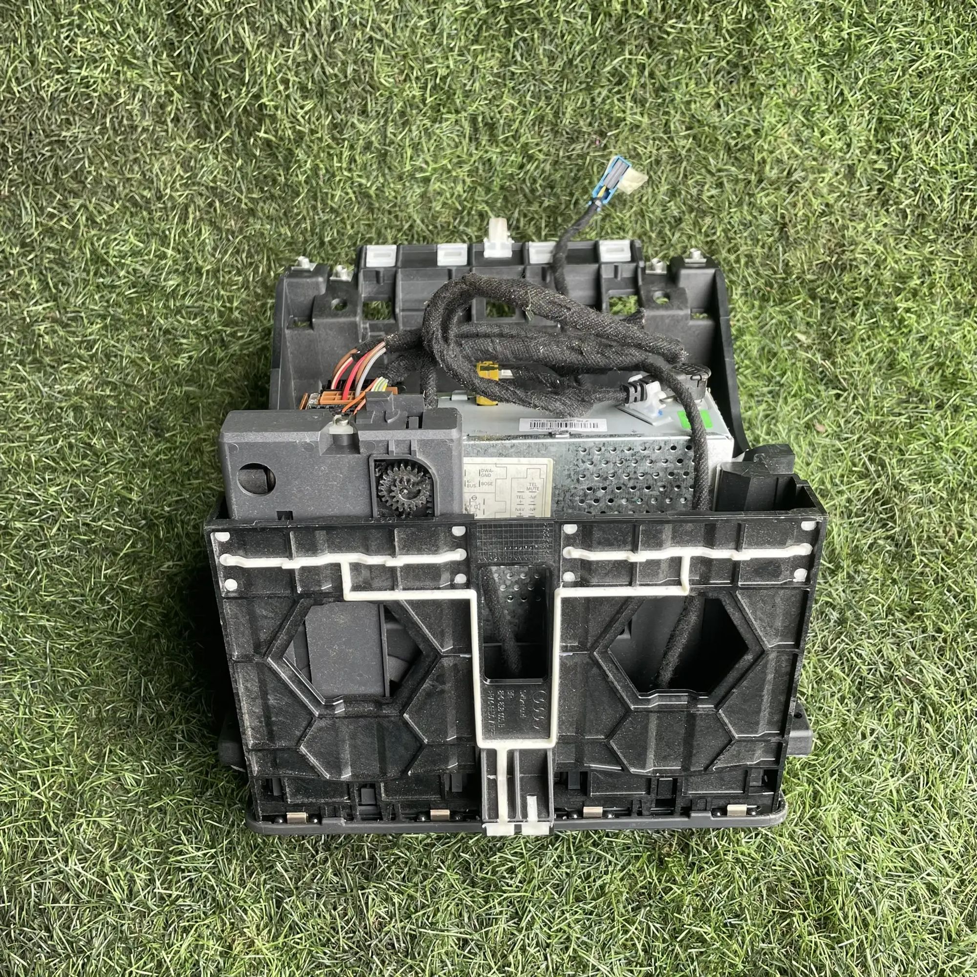 https://ycs.partsauto.market/partsauto-images/thmbs/userImages/772e461030aea93f4dbb6447c0f924d3/part/f2a0fda0-fad2-4b64-a950-cd88109c2a00_1776513211241.jpg