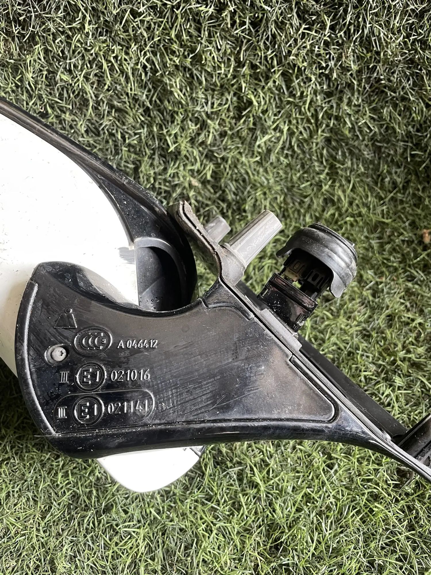 https://ycs.partsauto.market/partsauto-images/thmbs/userImages/772e461030aea93f4dbb6447c0f924d3/part/f2b9c6ba-eadf-41c4-9761-222e03c01eb1_1778664968002.jpg