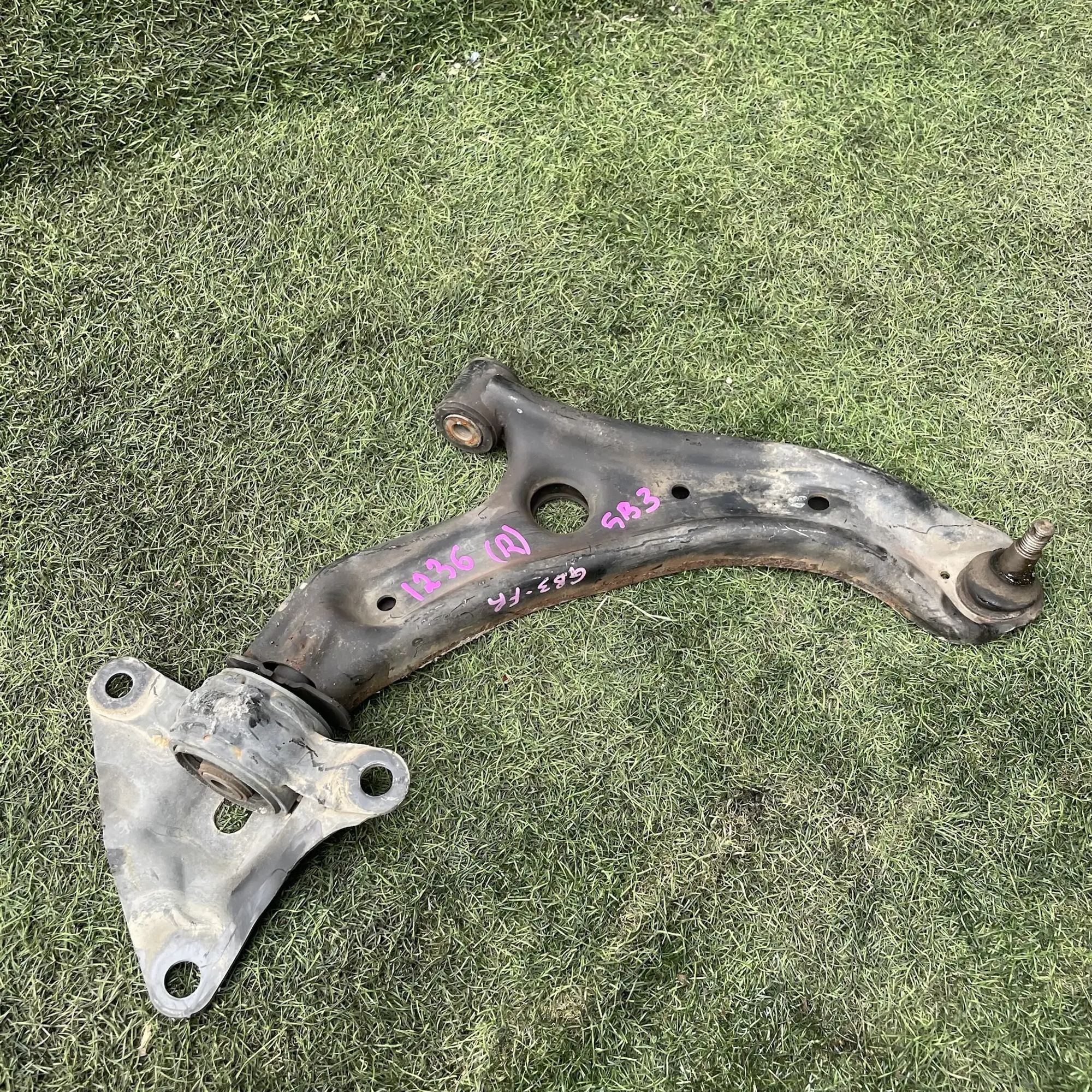 https://ycs.partsauto.market/partsauto-images/thmbs/userImages/772e461030aea93f4dbb6447c0f924d3/part/f2f35708-08a4-4b4b-a48c-490e7a70868e_1779255304155.jpg