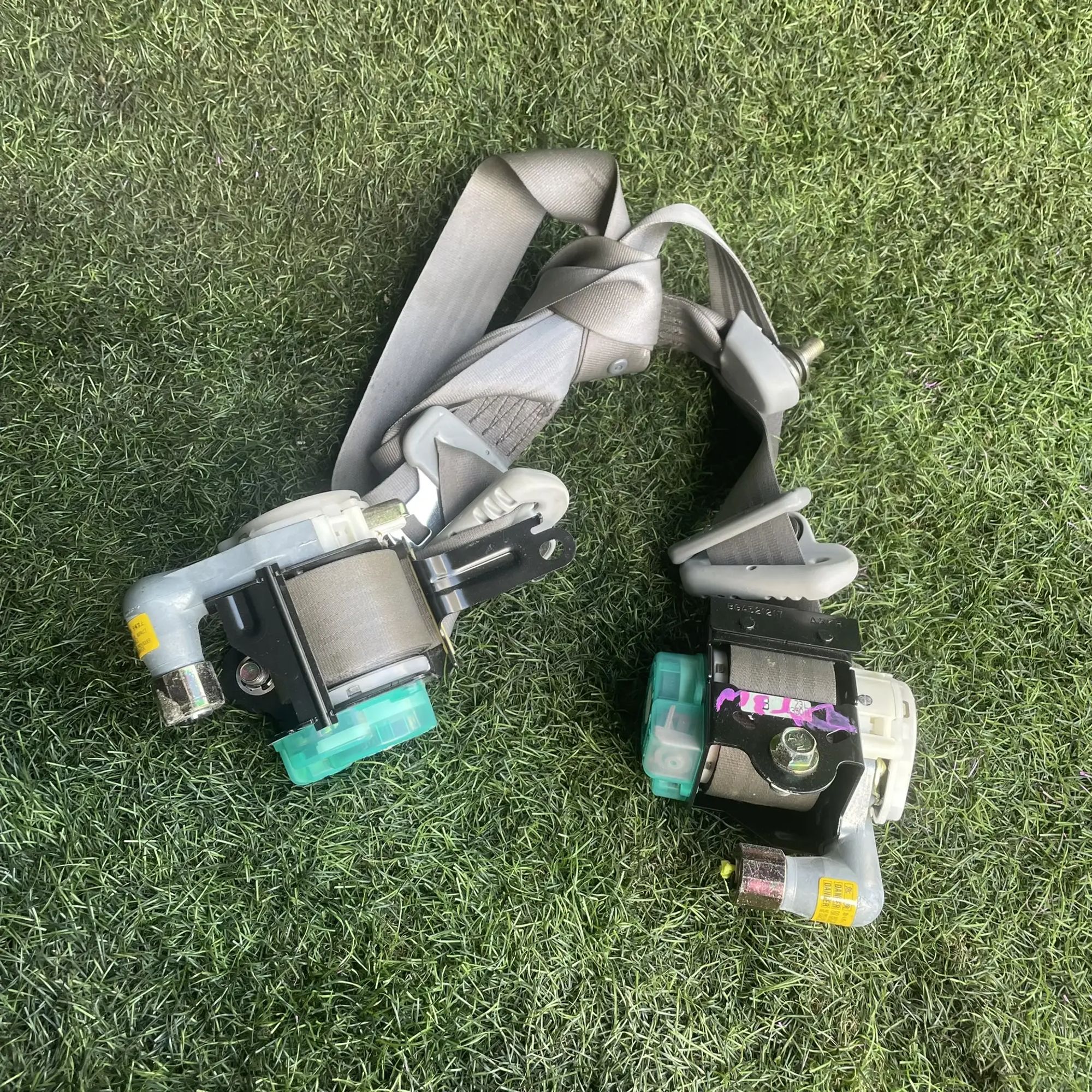 https://ycs.partsauto.market/partsauto-images/thmbs/userImages/772e461030aea93f4dbb6447c0f924d3/part/f2f73cf6-b9fc-4370-b026-6e6a83351718_1776761081660.jpg