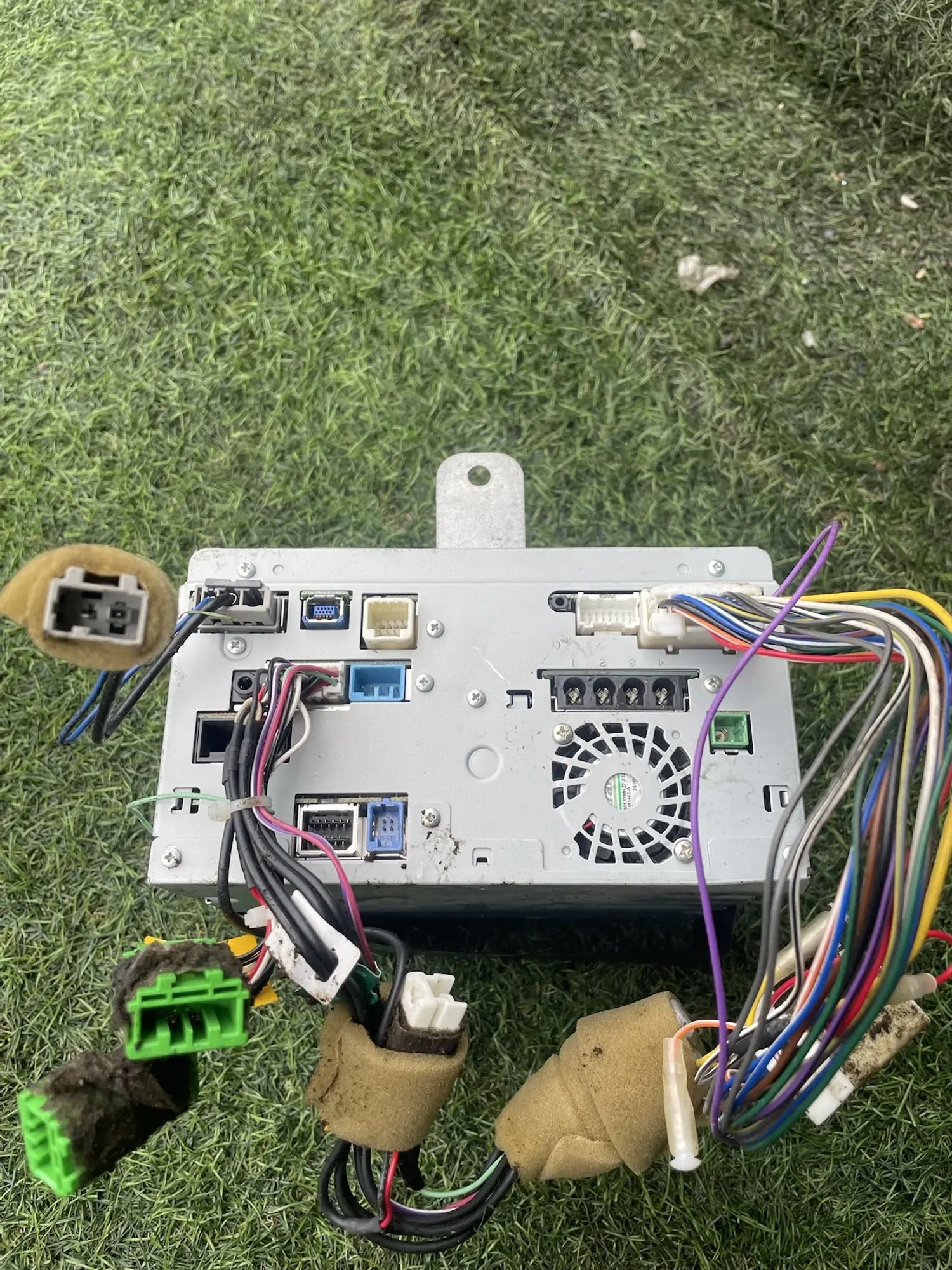 https://ycs.partsauto.market/partsauto-images/thmbs/userImages/772e461030aea93f4dbb6447c0f924d3/part/f31295de-e6bd-445f-bbd7-05e782793bc6_1778918571045.jpg