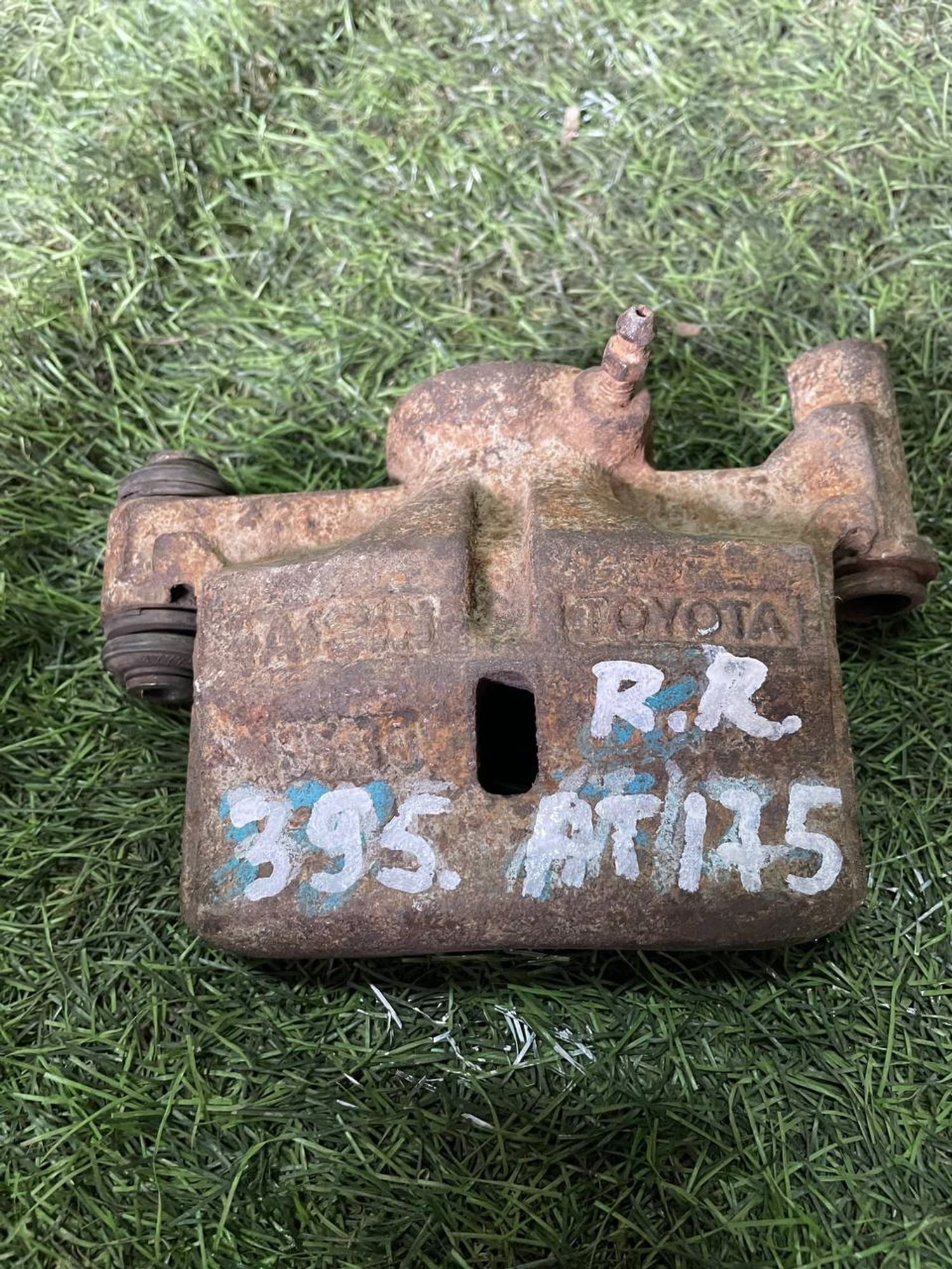 395 Суппорт тормозной передний левый TOYOTA CARINA AT175, 3000 рублей, Невинномысск