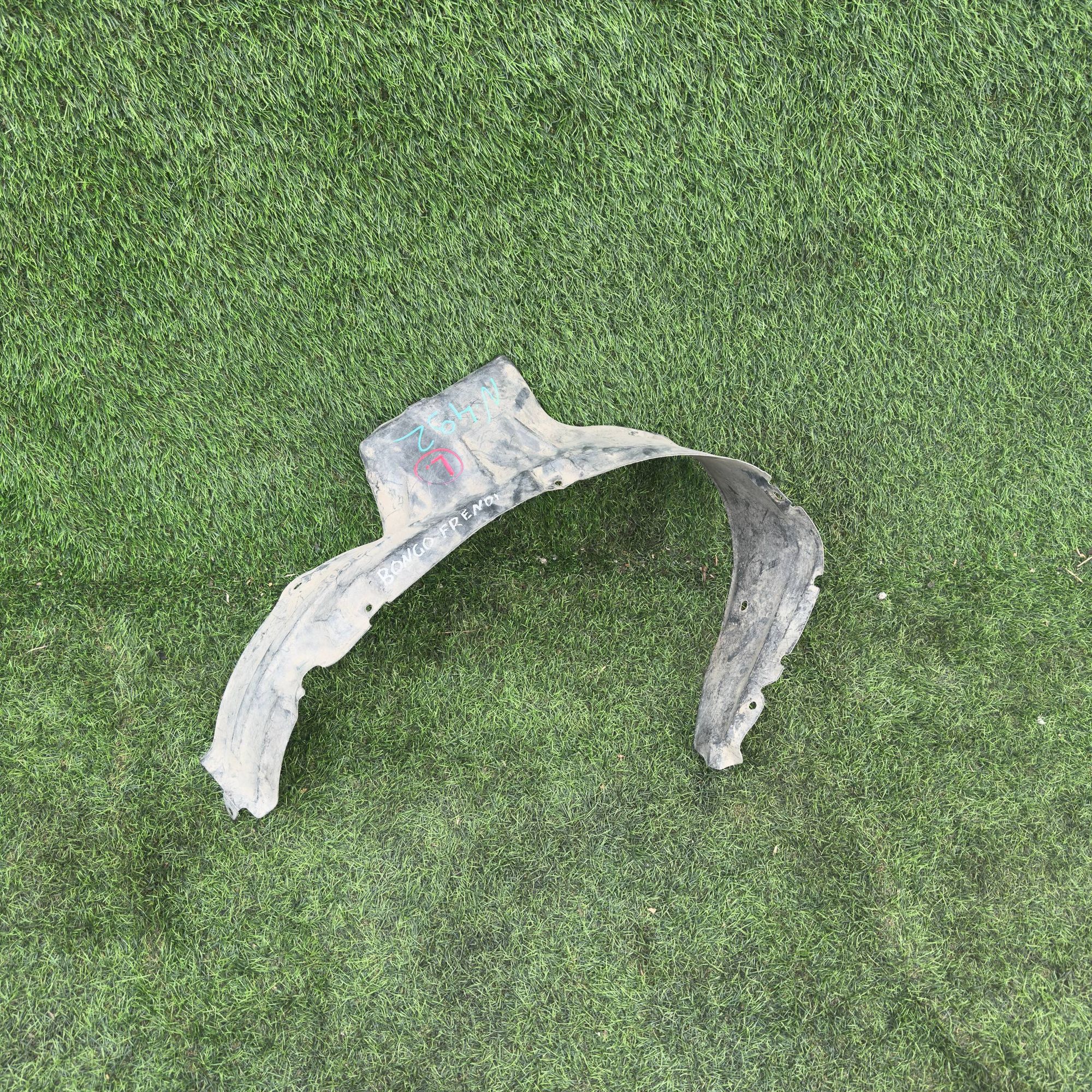 492 Подкрылок передний левый MAZDA SGLW, 2000 рублей, Невинномысск