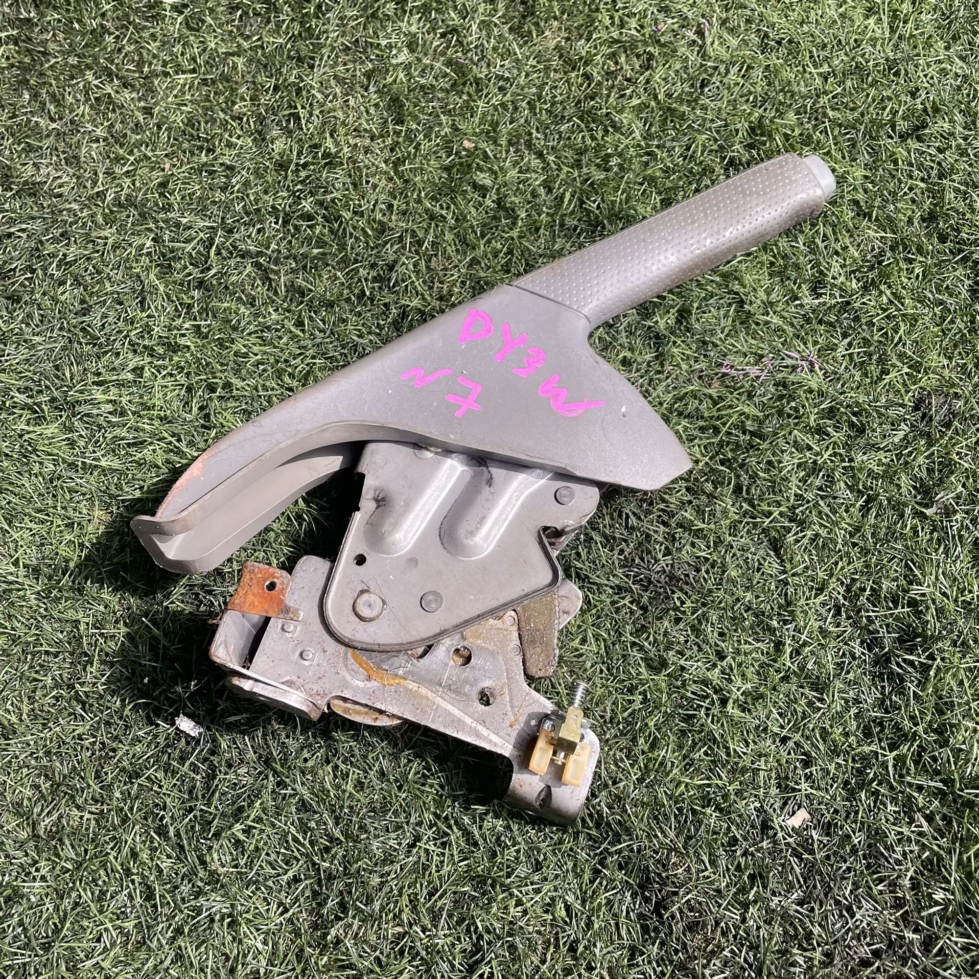 https://ycs.partsauto.market/partsauto-images/thmbs/userImages/772e461030aea93f4dbb6447c0f924d3/part/f3c58815-c2a3-4642-b1e7-5b68b1c7ee42_1776684073746.jpg