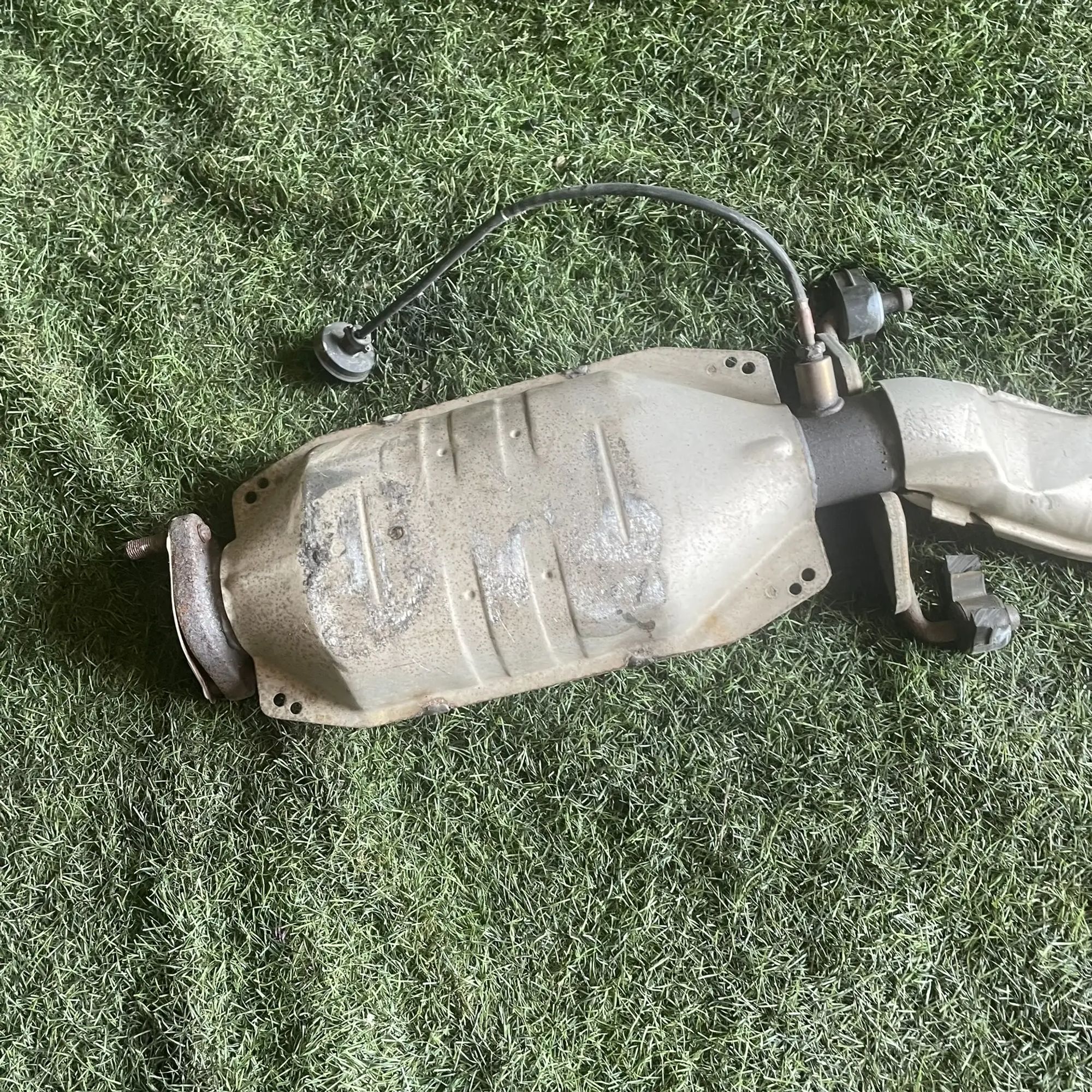 https://ycs.partsauto.market/partsauto-images/thmbs/userImages/772e461030aea93f4dbb6447c0f924d3/part/f3cc5f11-5645-4e10-9af9-55b08e4ad8f8_1776772437511.jpg