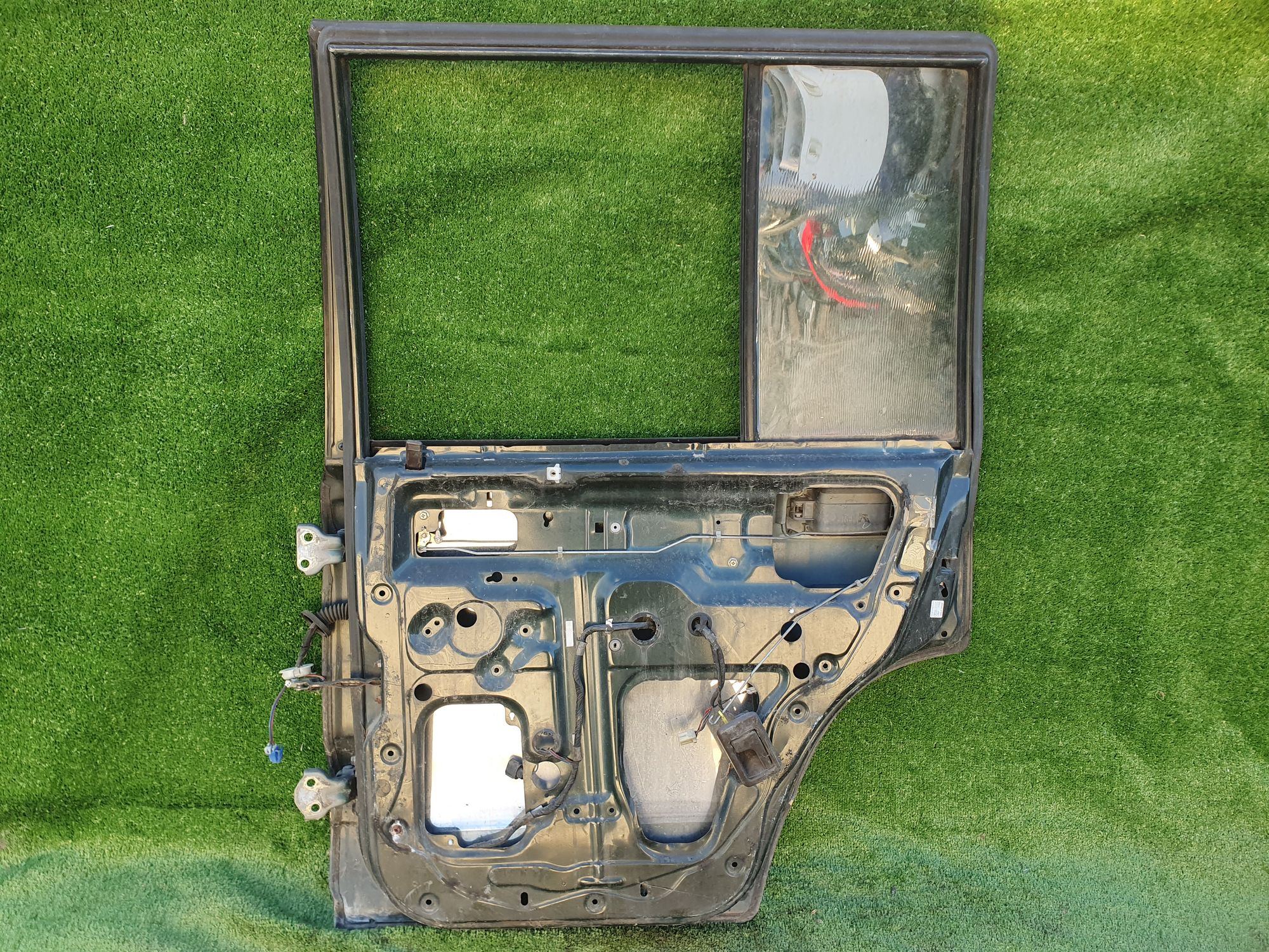 1486 дверь на ISUZU BIGHORN USC69, 6500 рублей, Невинномысск