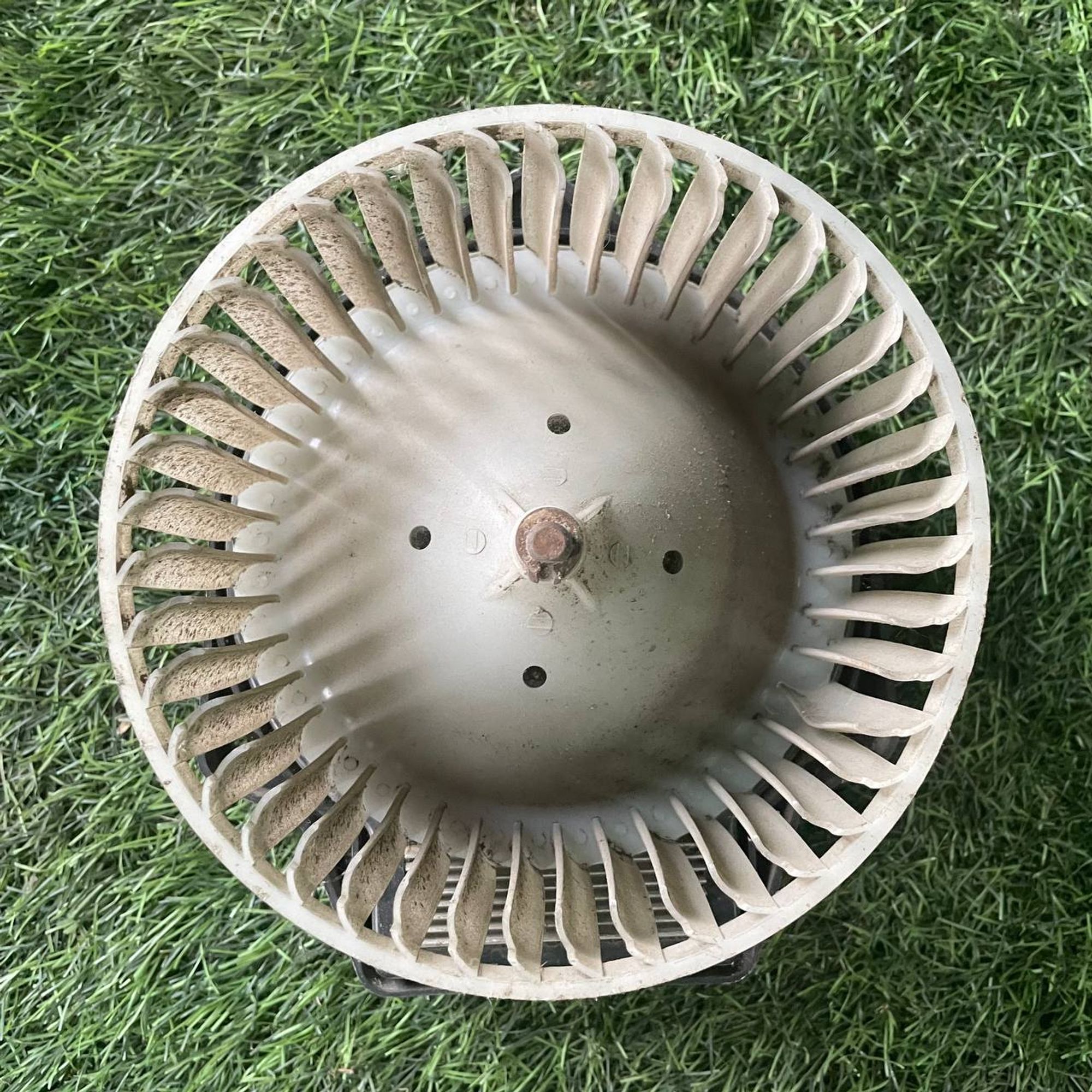 593 Мотор отопителя MITSUBISHI SEDIA CS2A, 7000 рублей, Невинномысск