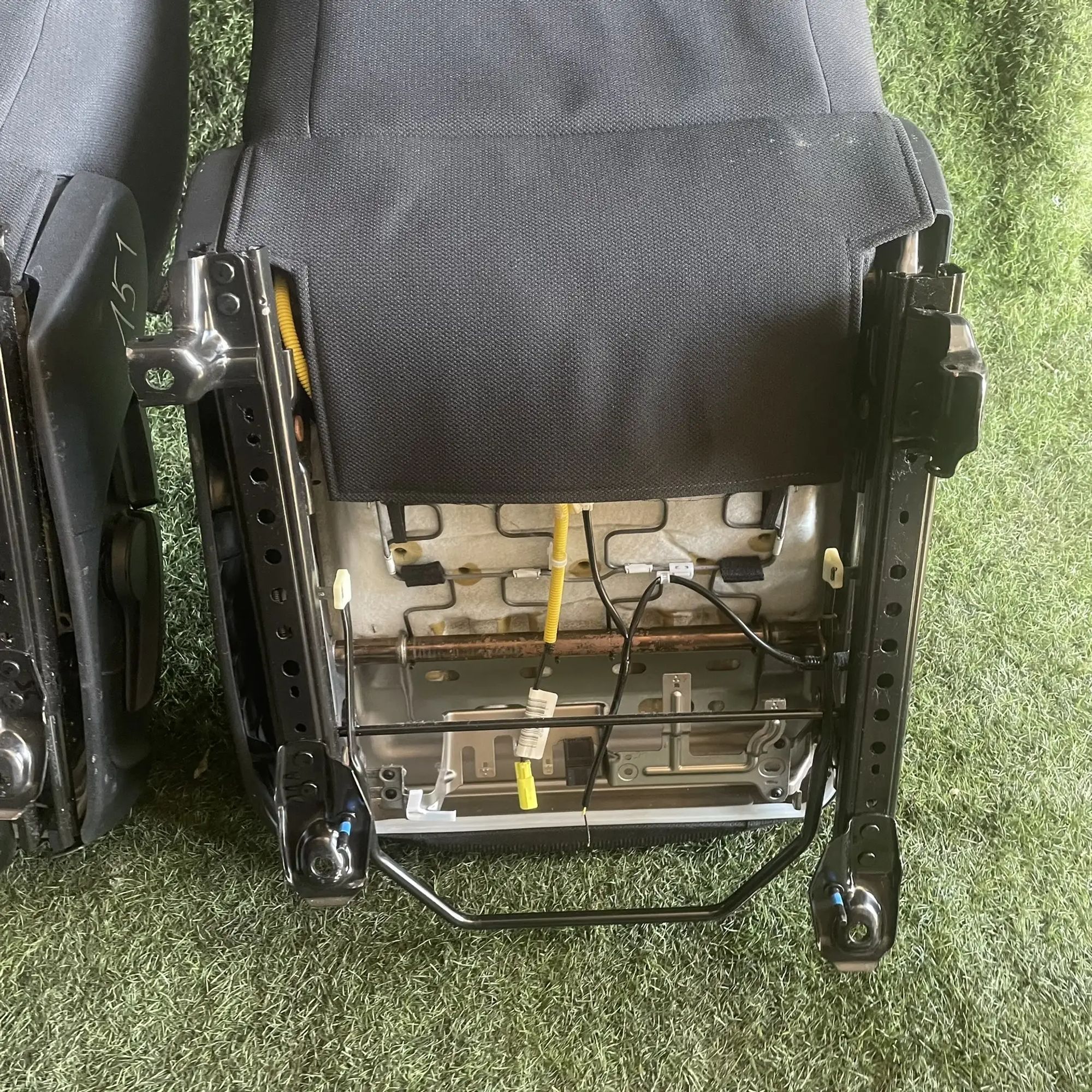 https://ycs.partsauto.market/partsauto-images/thmbs/userImages/772e461030aea93f4dbb6447c0f924d3/part/f3fef5ee-d9e9-40f1-8669-57b382746348_1776761902020.jpg