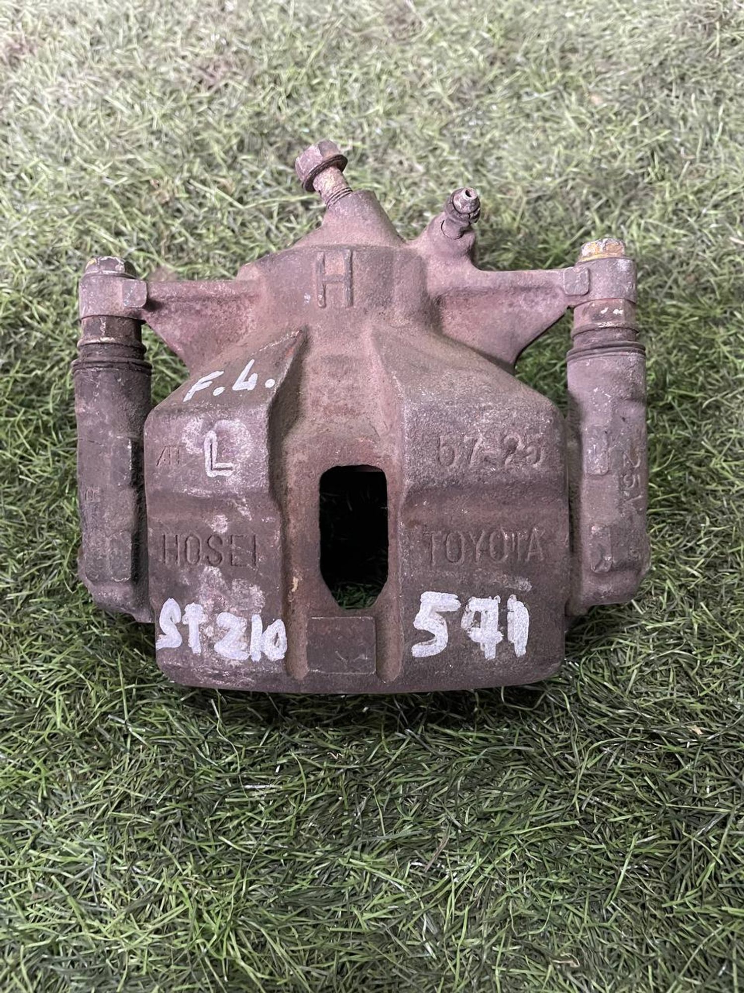 571 Суппорт тормозной передний левый TOYOTA CORONA ST210, 3000 рублей, Невинномысск