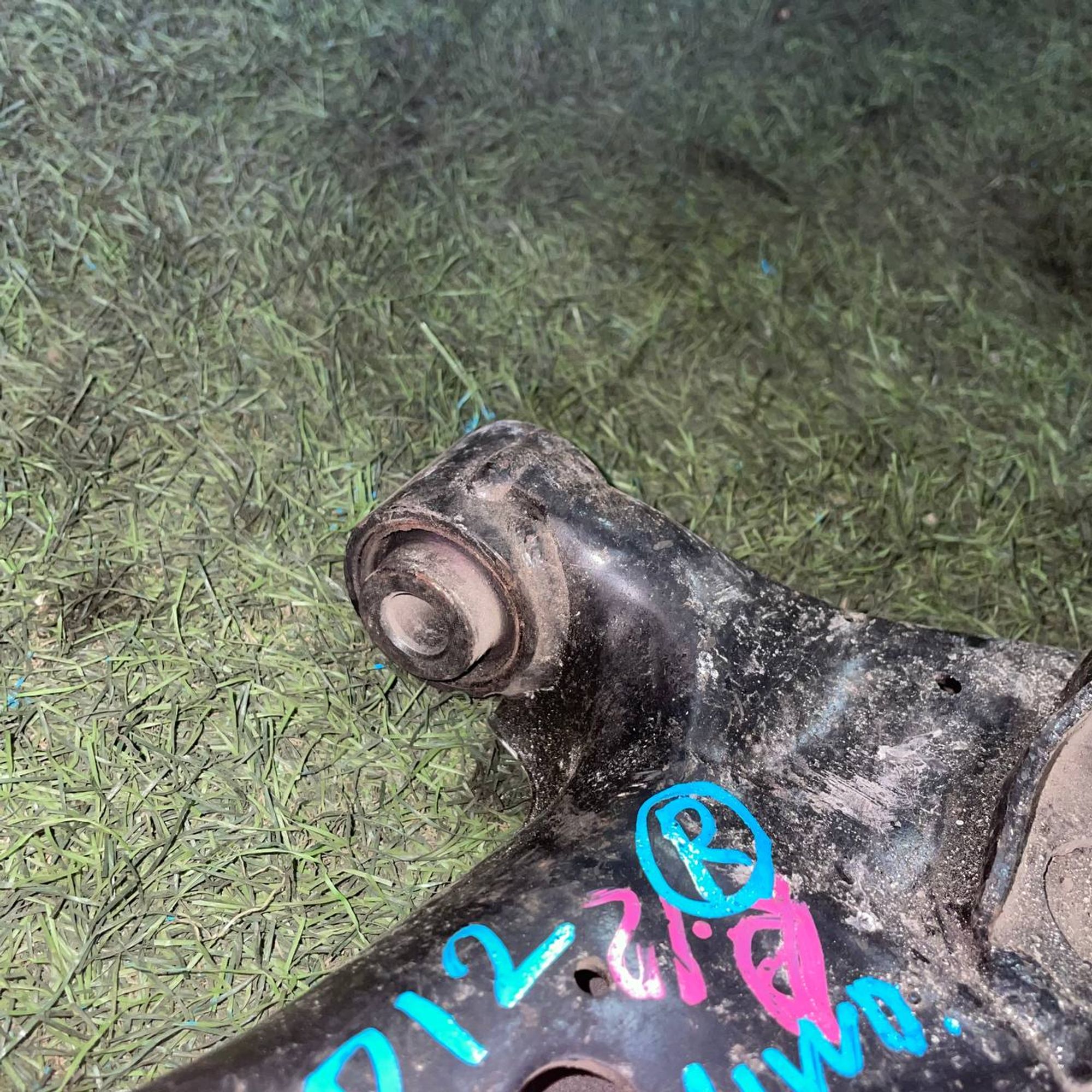 354 Рычаг передний правый нижний NISSAN PRIMERA P12, 4500 рублей, Невинномысск