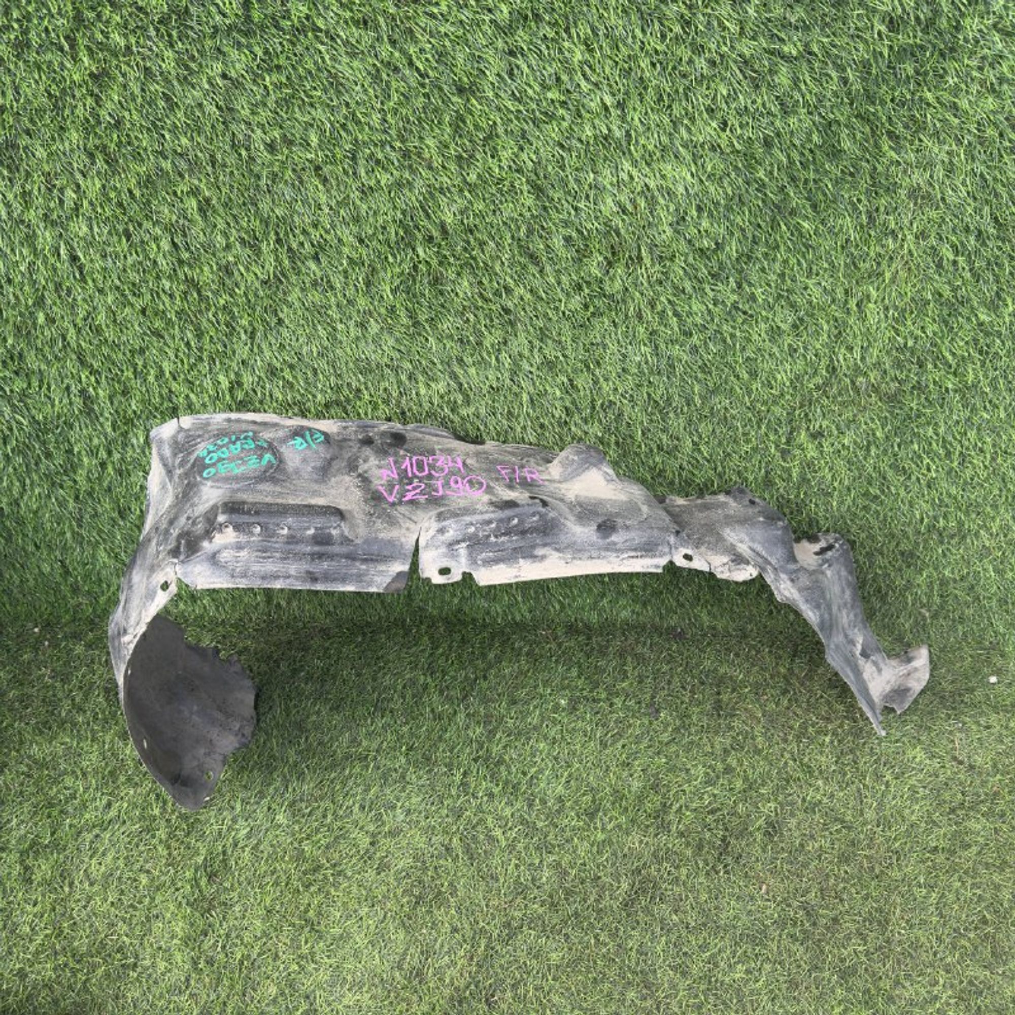 1034 Подкрылок передний правый TOYOTA LAND CRUISER VZJ90, 999 рублей, Невинномысск