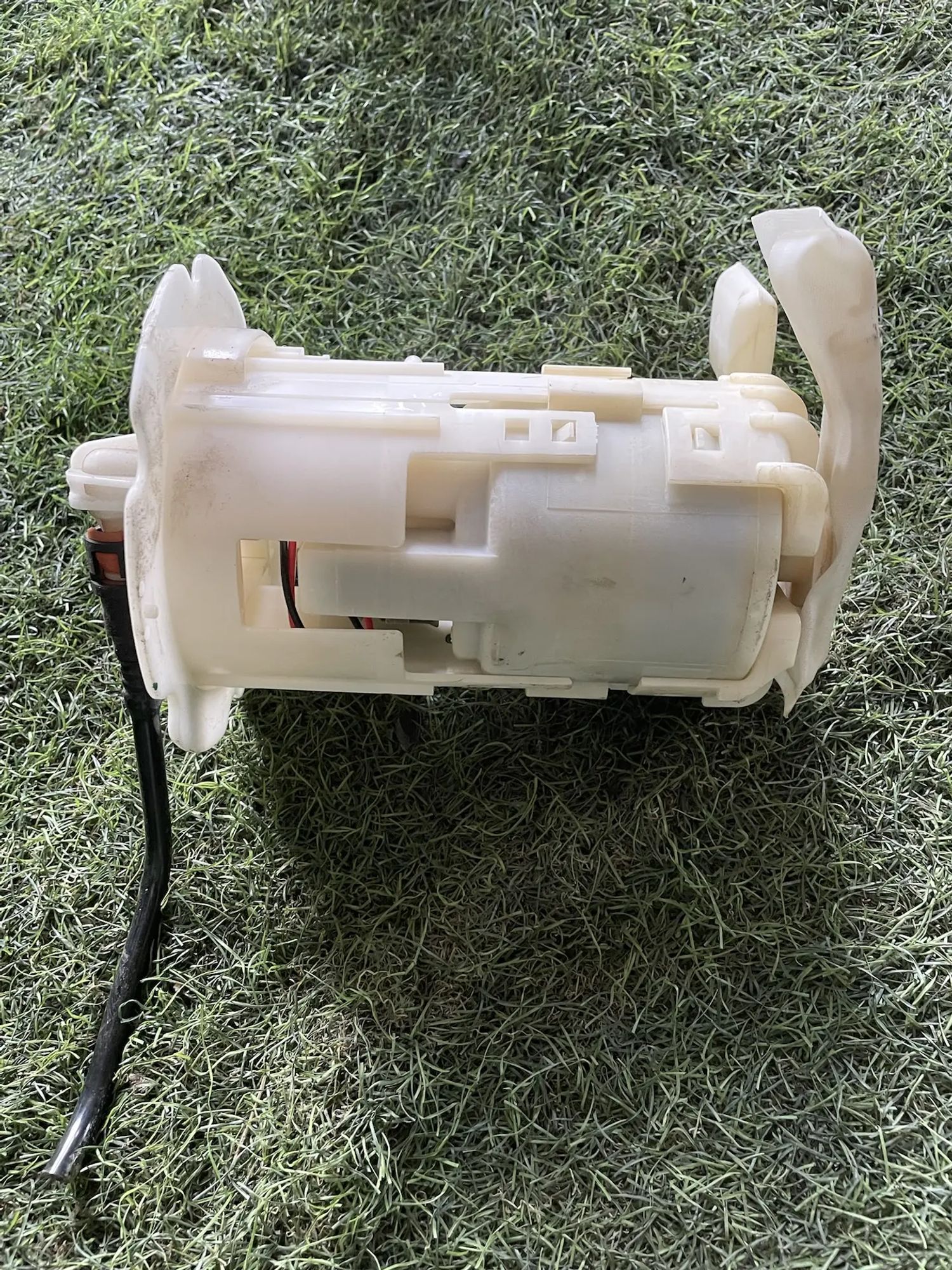 https://ycs.partsauto.market/partsauto-images/thmbs/userImages/772e461030aea93f4dbb6447c0f924d3/part/f49f6eb6-f620-420e-ab81-22ce73258174_1778667360774.jpg
