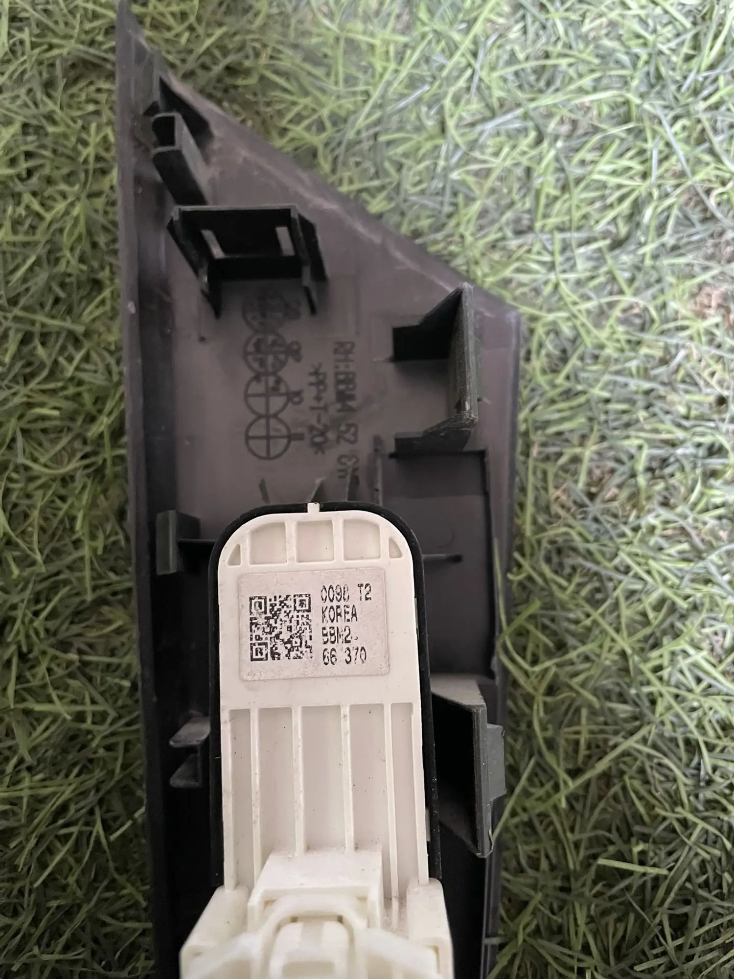 618 Блок управления стеклоподъемником задний правый MAZDA AXELA BL5FW, 3000 рублей, Невинномысск