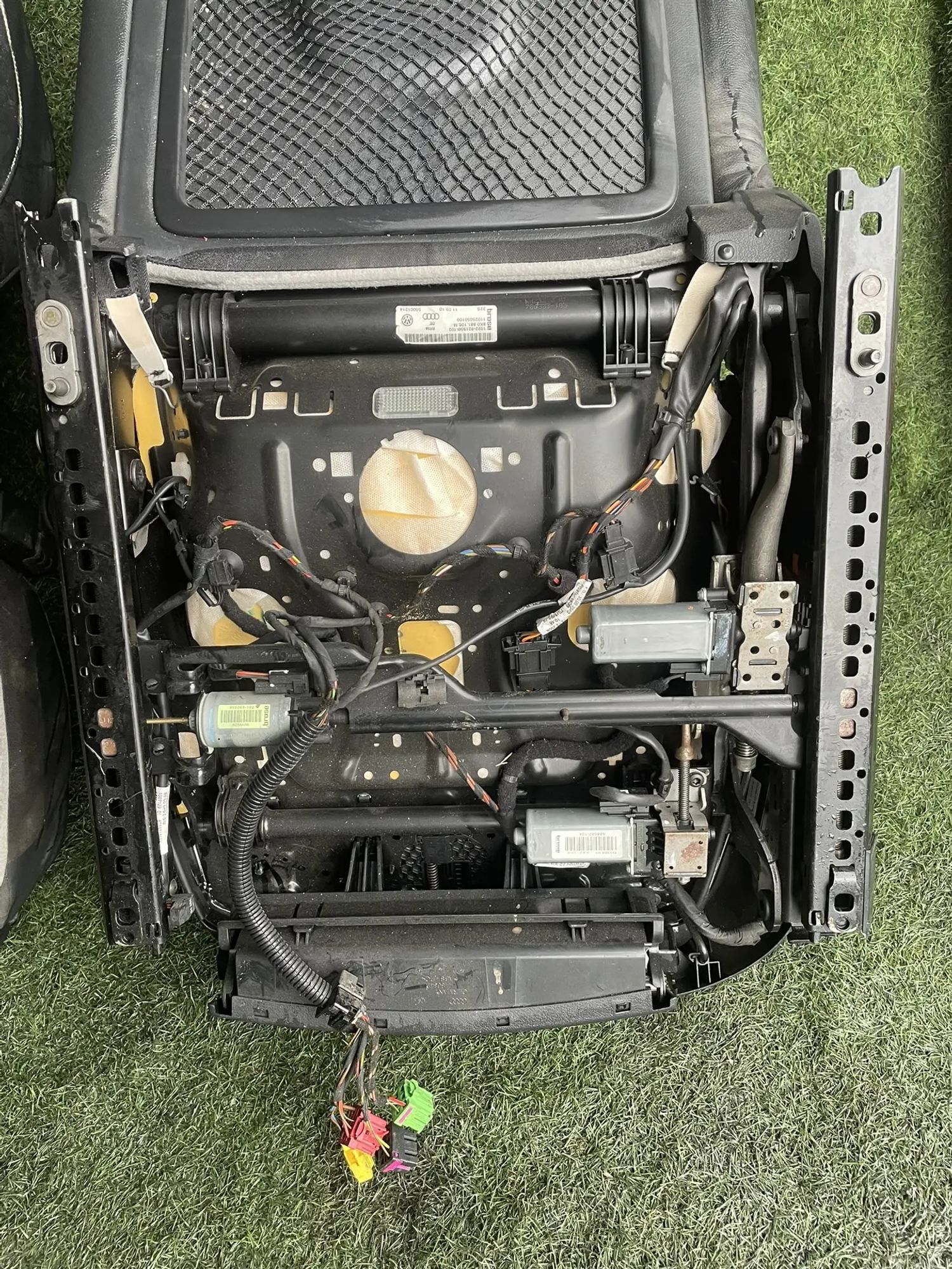 https://ycs.partsauto.market/partsauto-images/thmbs/userImages/772e461030aea93f4dbb6447c0f924d3/part/f4d77a18-27e0-4898-a9fe-6f4996b0bfa5_1777967441570.jpg