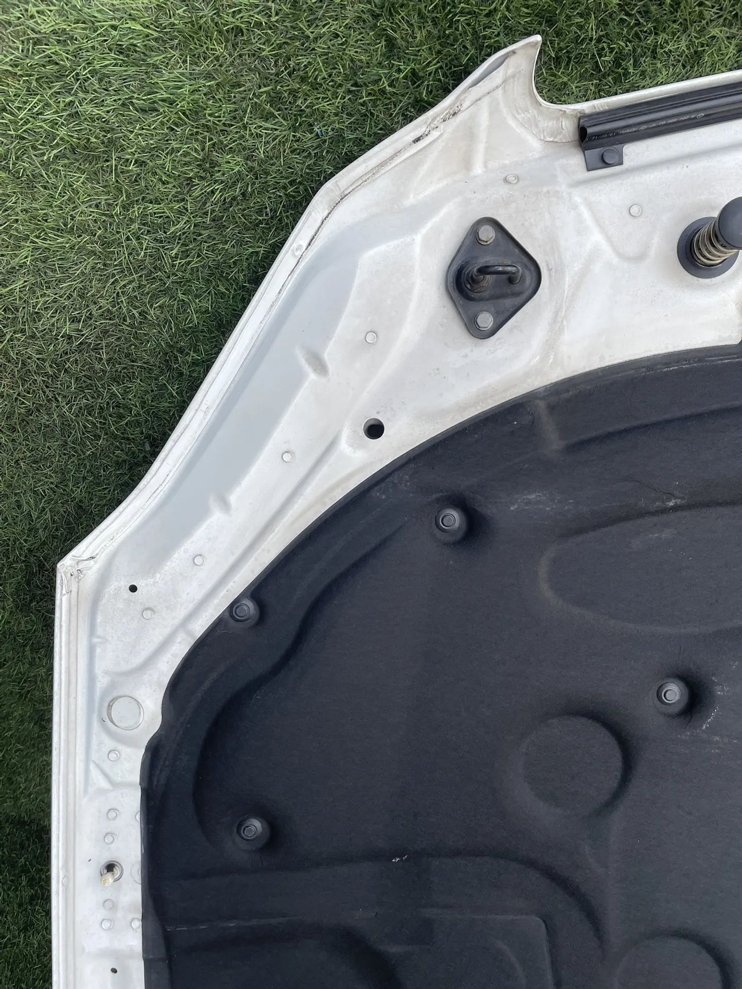 https://ycs.partsauto.market/partsauto-images/thmbs/userImages/772e461030aea93f4dbb6447c0f924d3/part/f4e3a787-7e71-4203-96e3-e1837355c28c_1778506759262.jpg