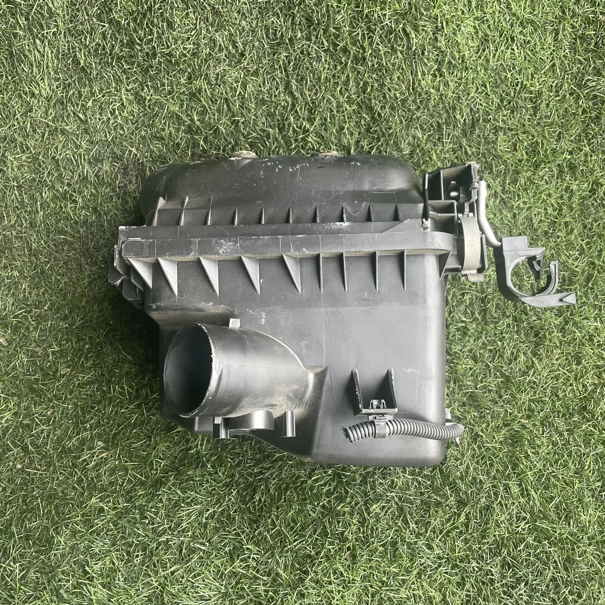 https://ycs.partsauto.market/partsauto-images/thmbs/userImages/772e461030aea93f4dbb6447c0f924d3/part/f4ff2155-6c46-48ab-bcb4-c5fd7644aa9c_1776668991646.jpg