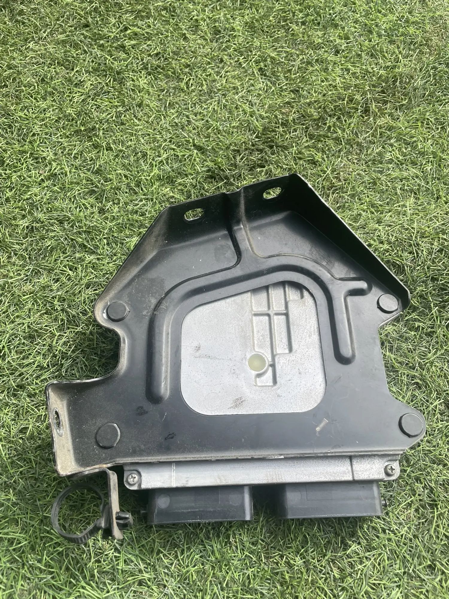 https://ycs.partsauto.market/partsauto-images/thmbs/userImages/772e461030aea93f4dbb6447c0f924d3/part/f539a185-778d-4dcd-a84f-c9acab6a3143_1775456298576.jpg
