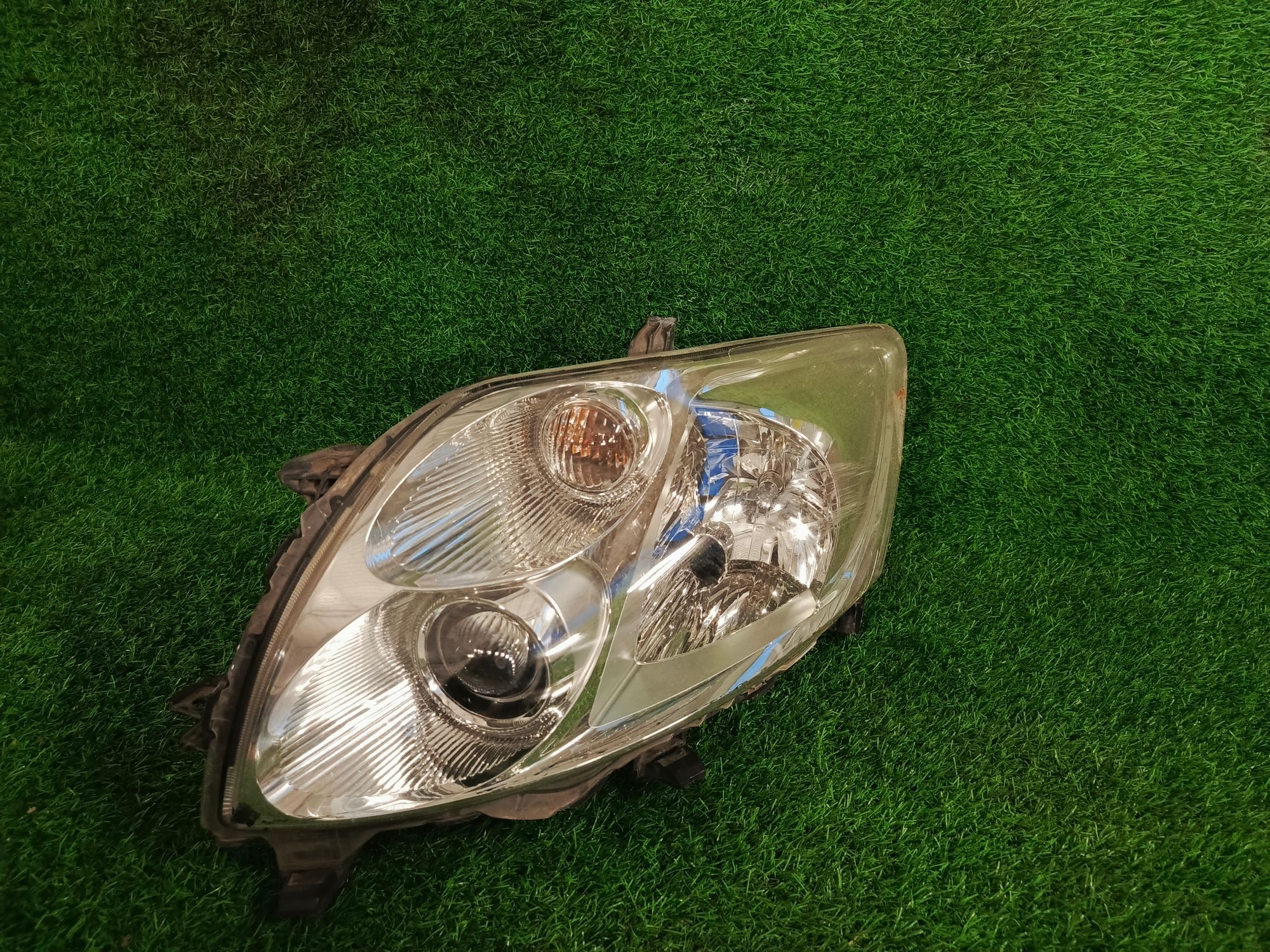 1229 фара левая на TOYOTA AURIS KV56, 6500 рублей, Невинномысск