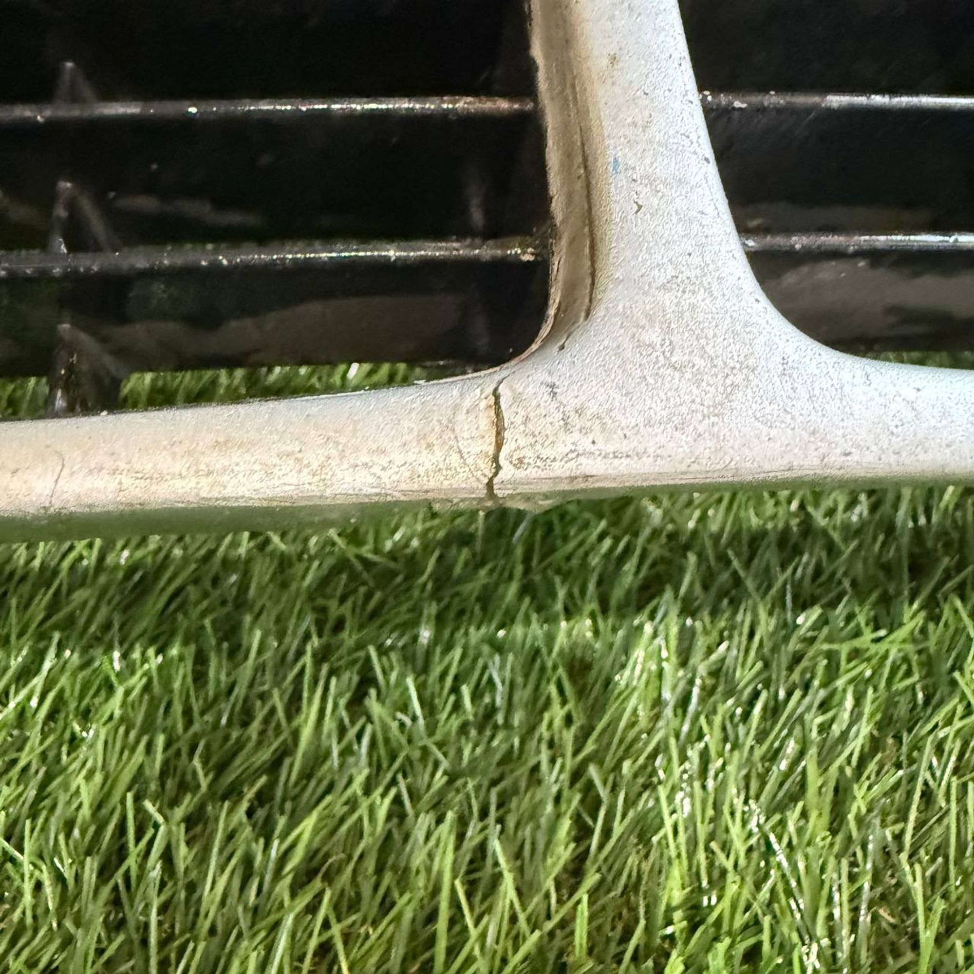 386 решетка радиатора  NISSAN BLUEBIRD U14, 3500 рублей, Невинномысск