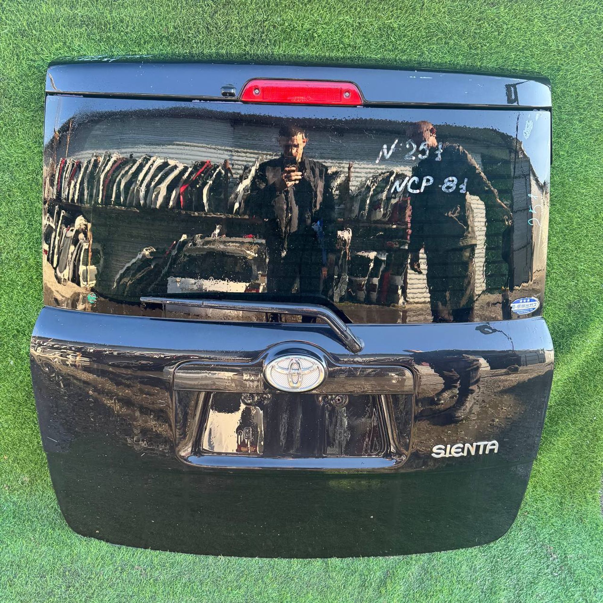 151 дверь багажника на TOYOTA SIENTA NCP81, 12500 рублей, Невинномысск