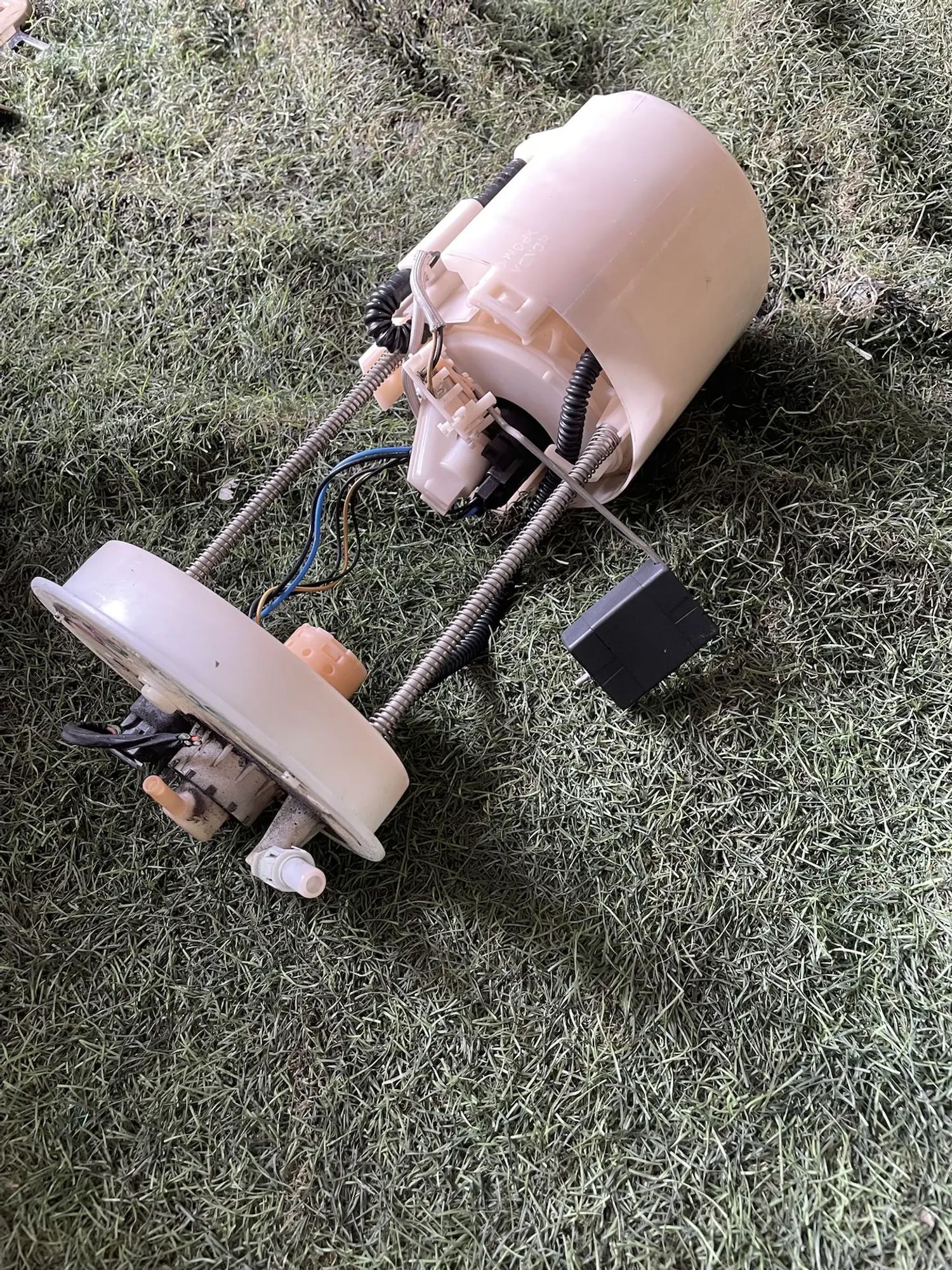 https://ycs.partsauto.market/partsauto-images/thmbs/userImages/772e461030aea93f4dbb6447c0f924d3/part/f591d539-d49d-43c1-a3b8-09528f9fa986_1778667831950.jpg