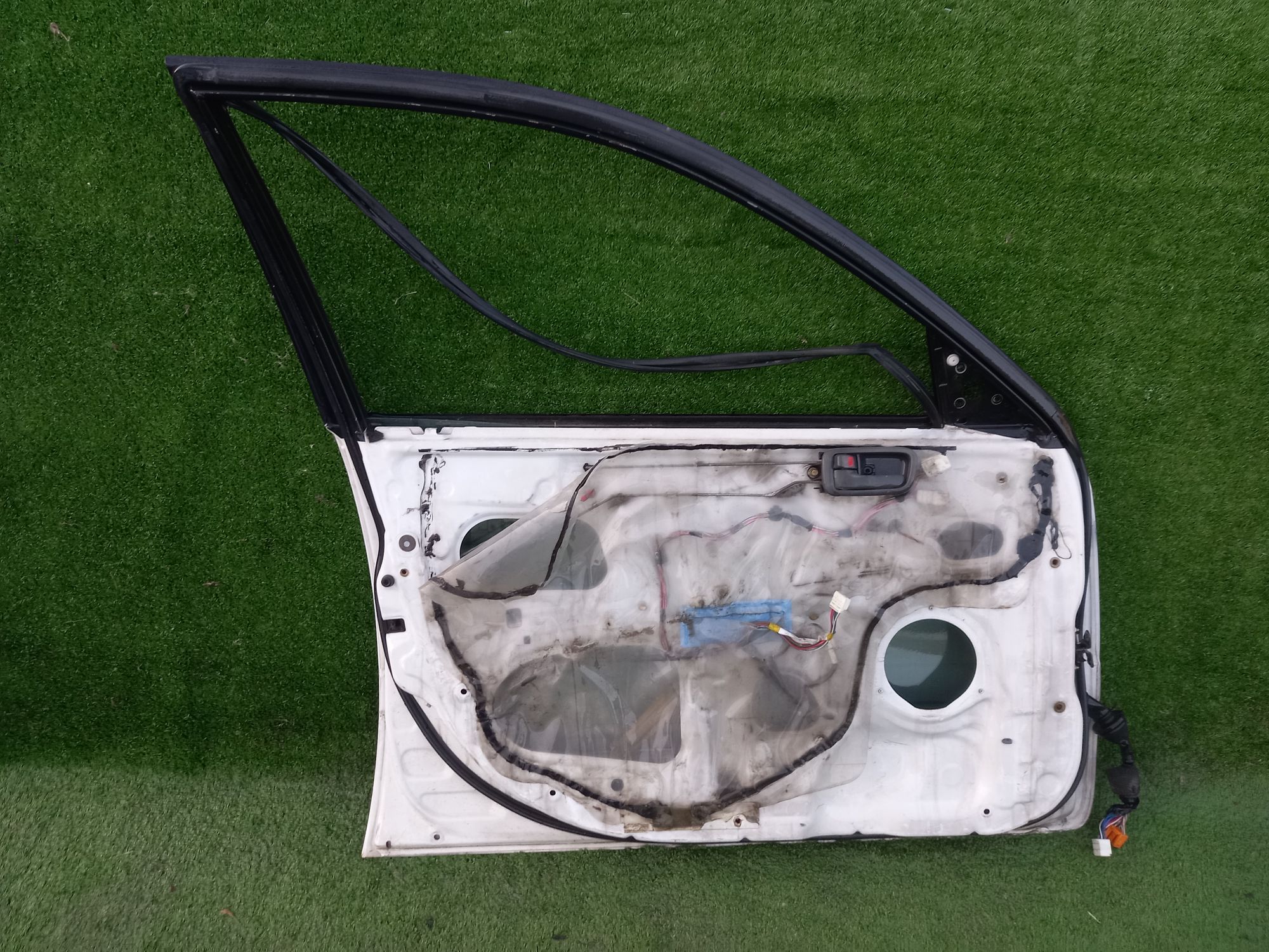 765 дверь F/L на TOYOTA CALDINA ST210, 22500 рублей, Невинномысск