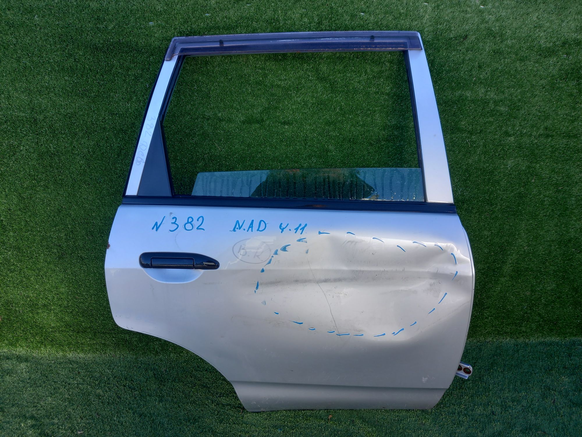 382 дверь B/R на NISSAN AD Y11, 7500 рублей, Невинномысск