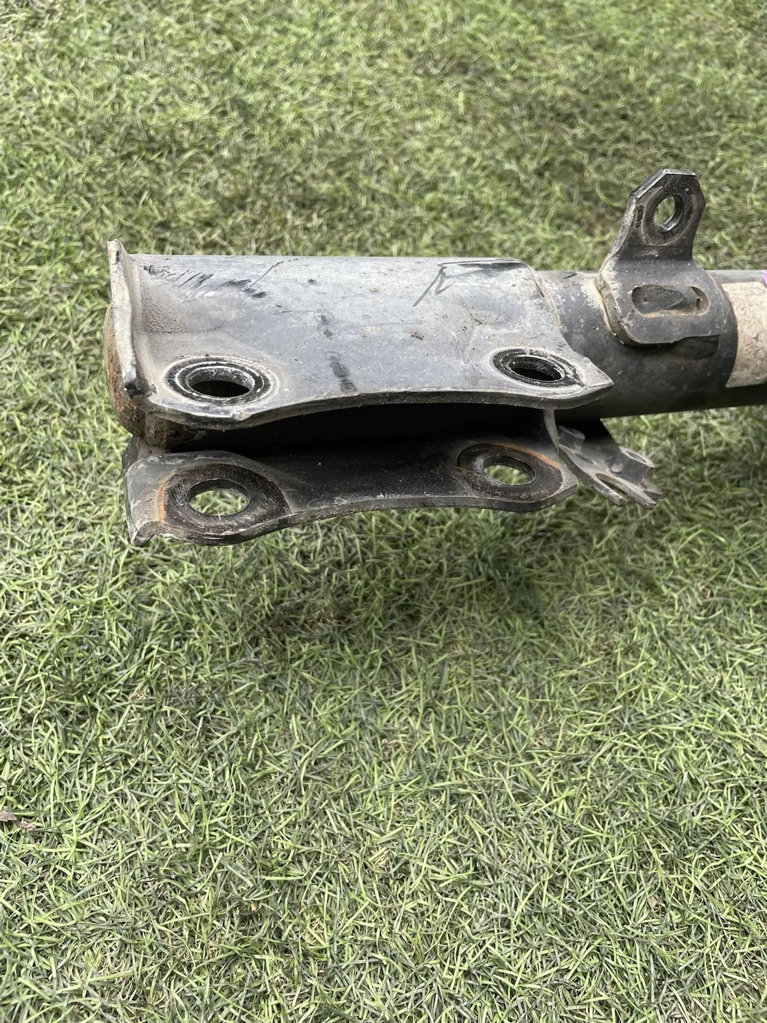 https://ycs.partsauto.market/partsauto-images/thmbs/userImages/772e461030aea93f4dbb6447c0f924d3/part/f69d0c85-cd00-4396-bd49-2821a18f4acb_1779174556667.jpg