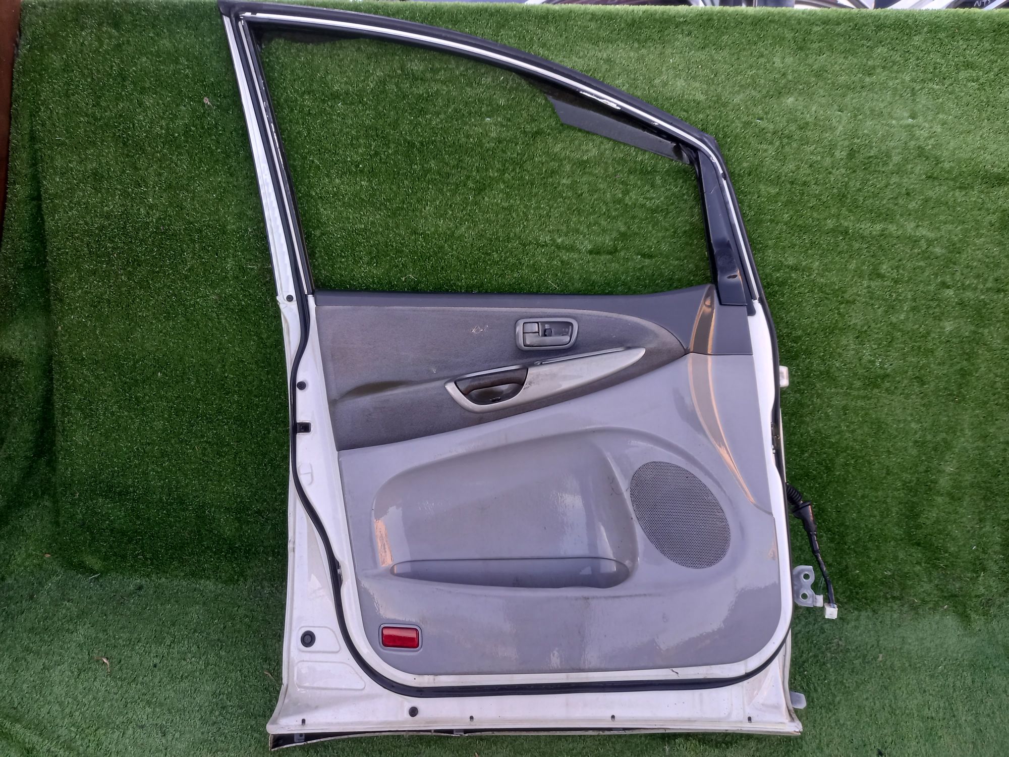 1470 дверь F/L на TOYOTA ESTIMA ACR30, 9500 рублей, Невинномысск