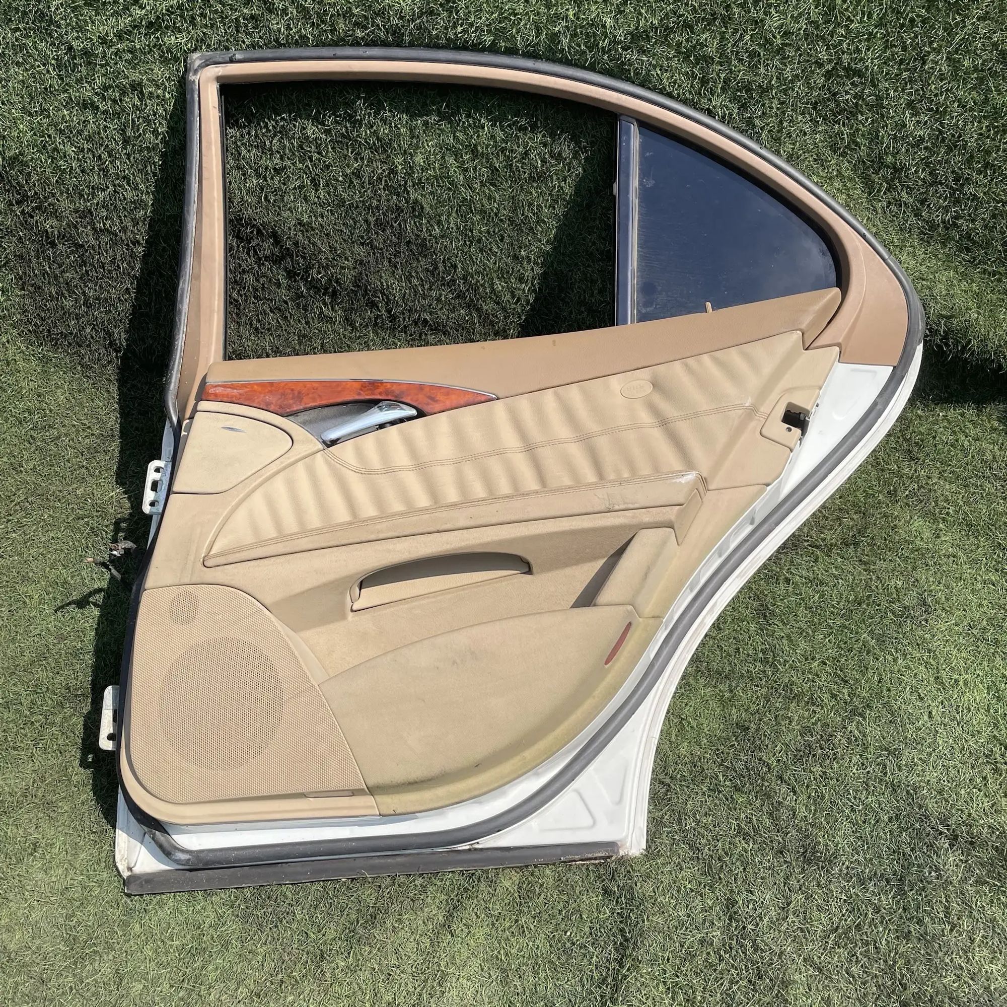4230 Дверь задняя правая Mercedes-Benz E280 W211, 15500 рублей, Невинномысск