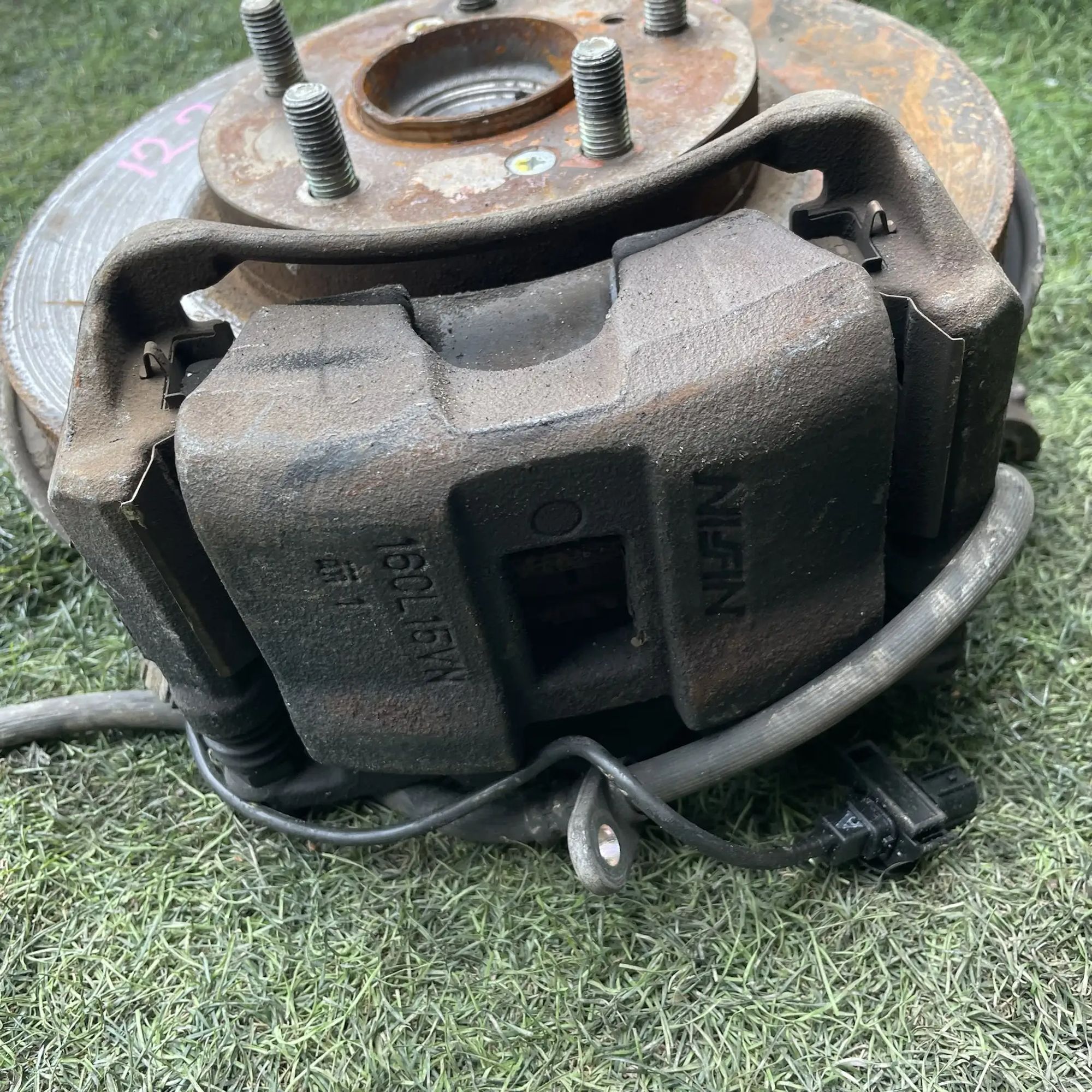 https://ycs.partsauto.market/partsauto-images/thmbs/userImages/772e461030aea93f4dbb6447c0f924d3/part/f7c7a909-9532-4a14-8be4-8b26b9cd3943_1779258302774.jpg