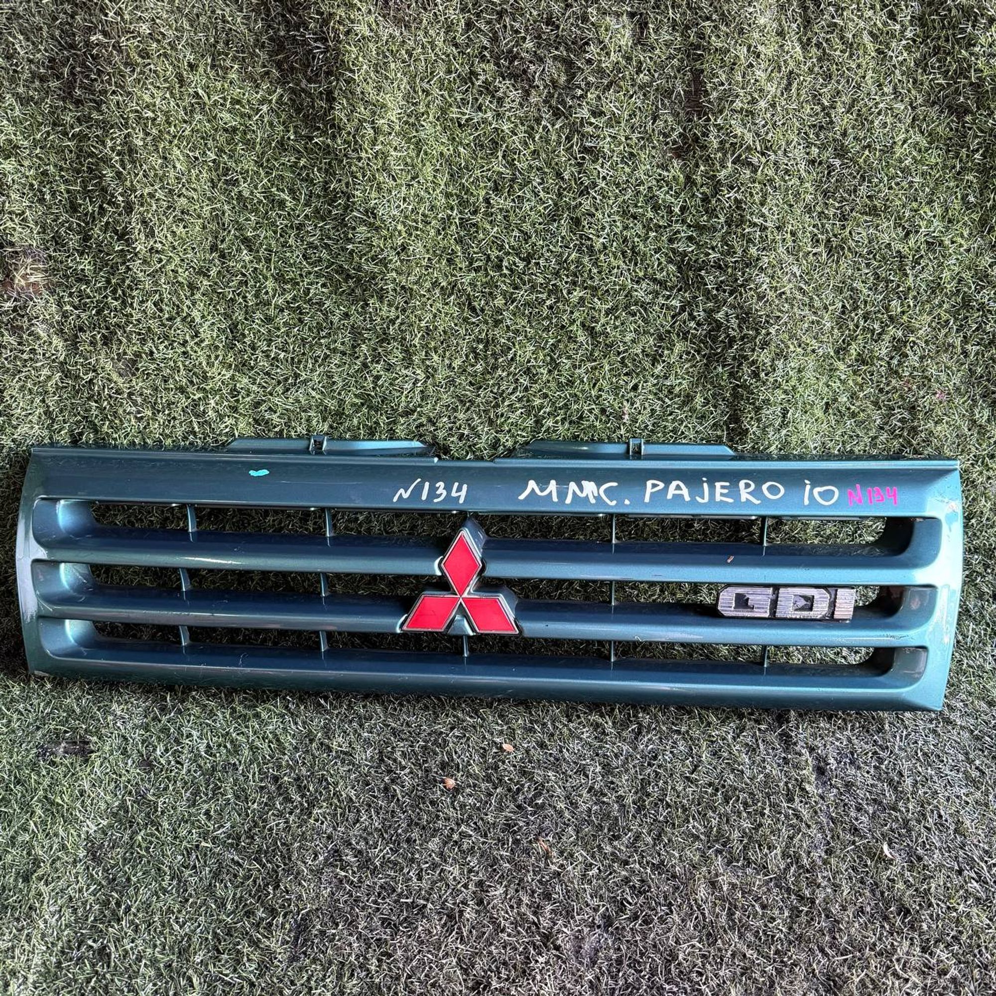 134 Решетка радиатора MITSUBISHI PAJERO IO H66W, 6500 рублей, Невинномысск