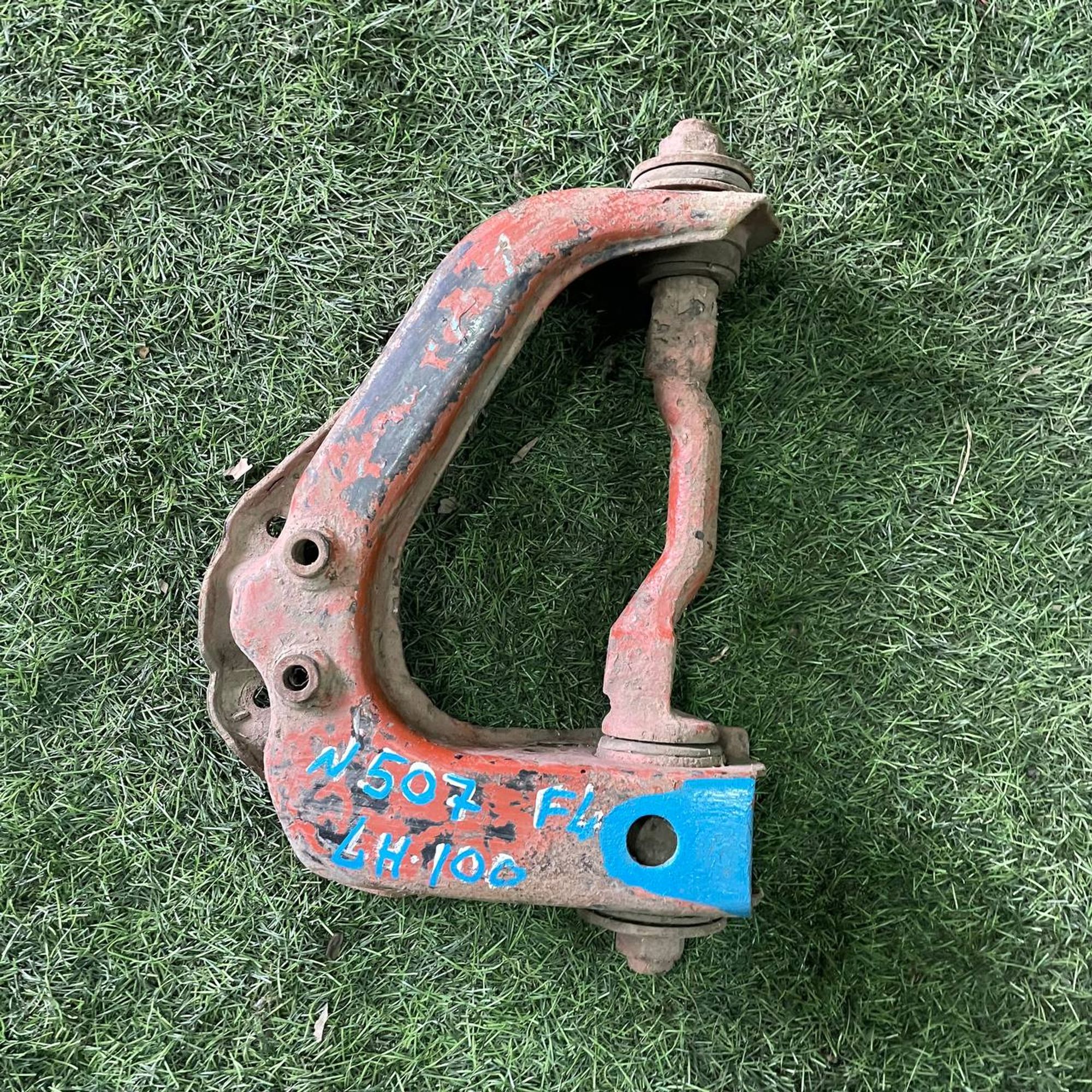 507 Рычаг передний левый верхний TOYOTA HIACE LH100, 4500 рублей, Невинномысск