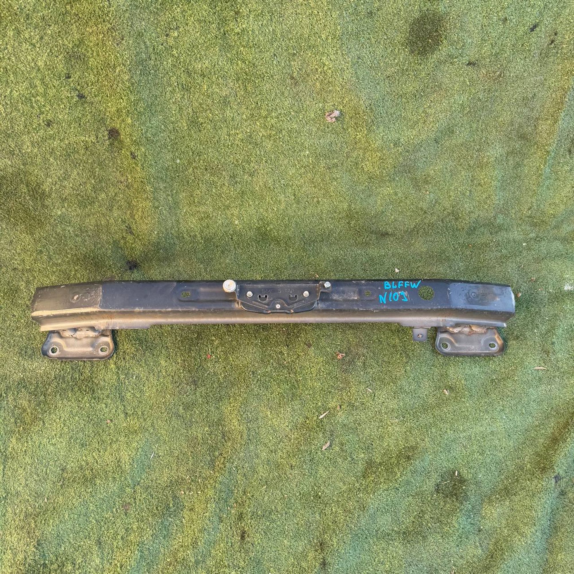 https://ycs.partsauto.market/partsauto-images/thmbs/userImages/772e461030aea93f4dbb6447c0f924d3/part/f825a0b3-2ff9-4b7f-8db5-61a94934c557_1734703610516.jpg