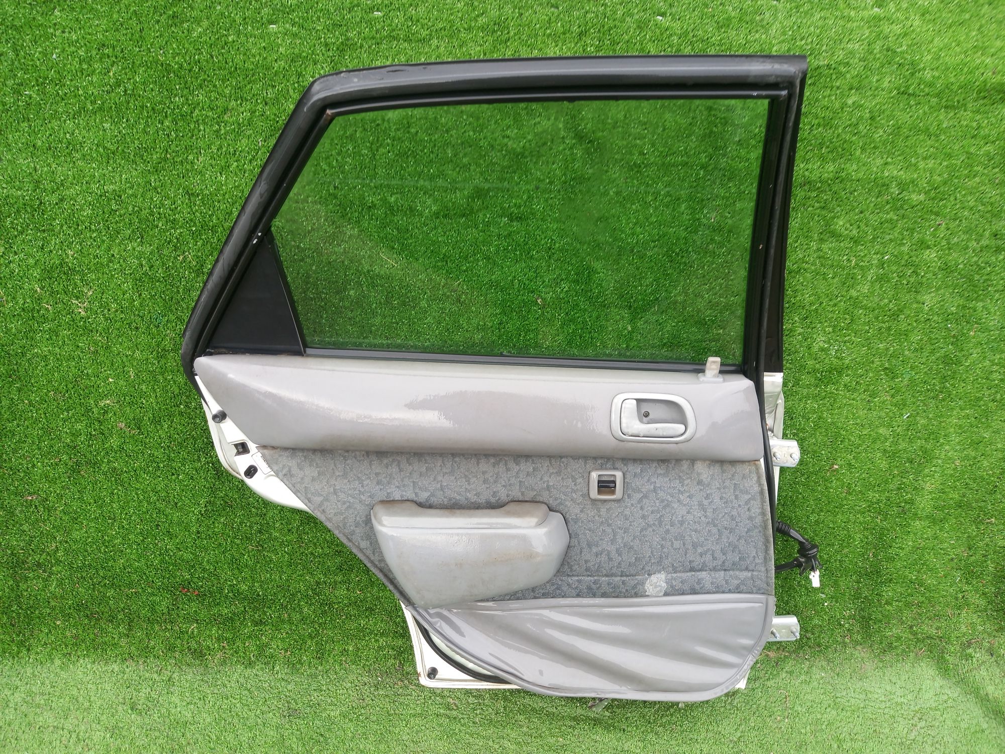 258 Дверь задняя левая Toyota Sprinter AE110, 6500 рублей, Невинномысск