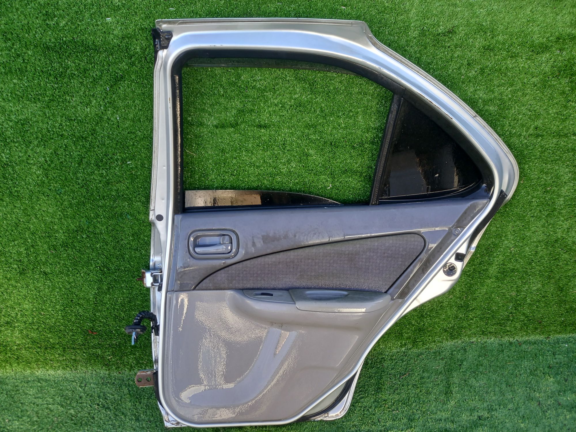 1635 дверь B/R на NISSAN SUNNY FB15, 6500 рублей, Невинномысск