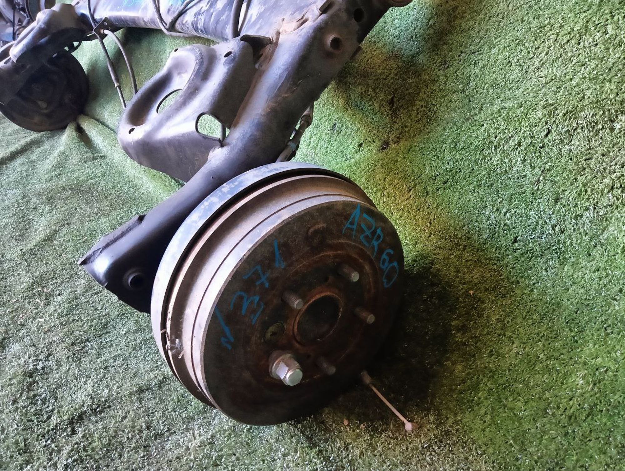 371 Балка заднего моста TOYOTA NOAH AZR60, 9999 рублей, Невинномысск