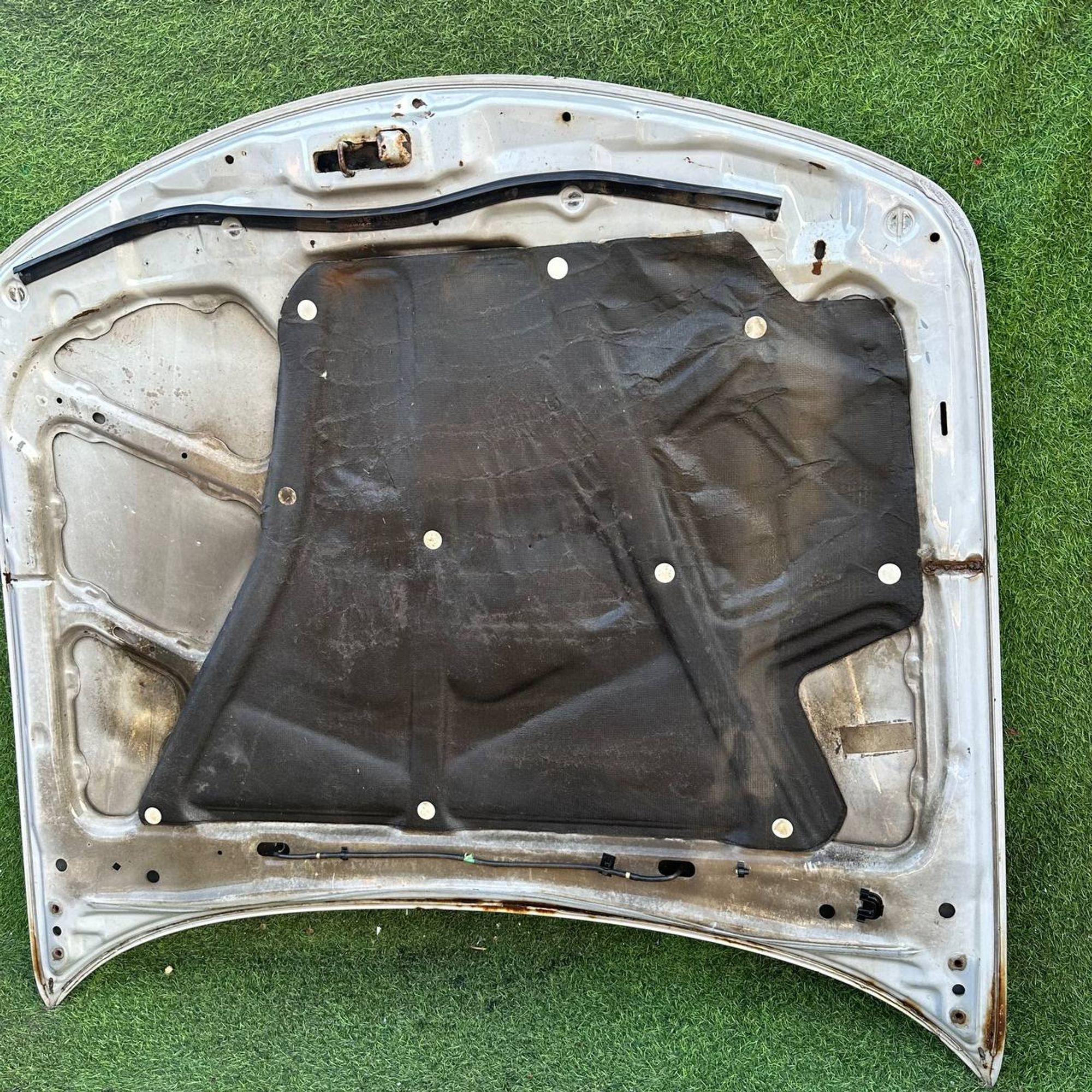 302 капот на MITSUBISHI GALANT E55A, 7500 рублей, Невинномысск