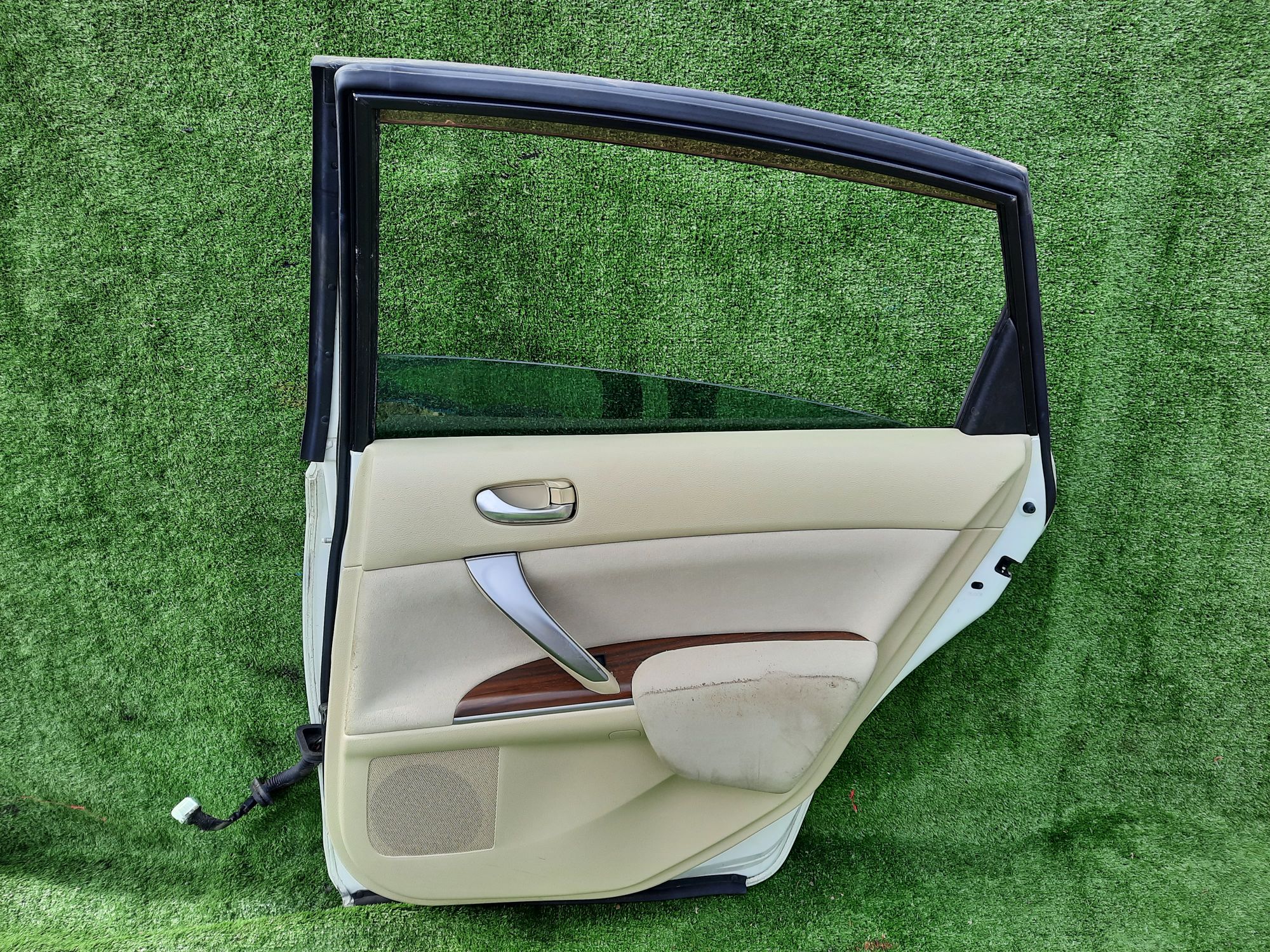 https://ycs.partsauto.market/partsauto-images/thmbs/userImages/772e461030aea93f4dbb6447c0f924d3/part/fa6ef77b-aa7d-4d49-9d25-f65339c12b56_1710340738376.jpg