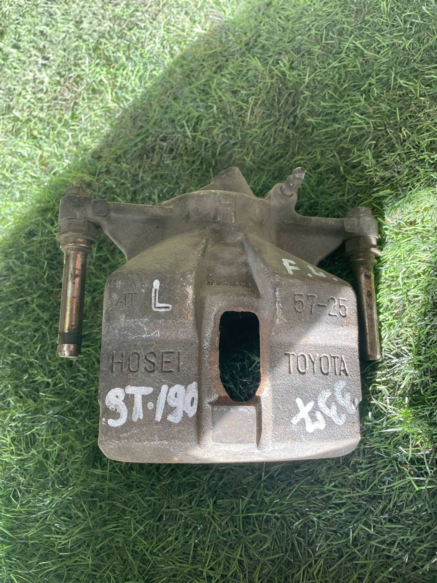 337 Суппорт тормозной передний левый TOYOTA CORONA ST190, 3000 рублей, Невинномысск